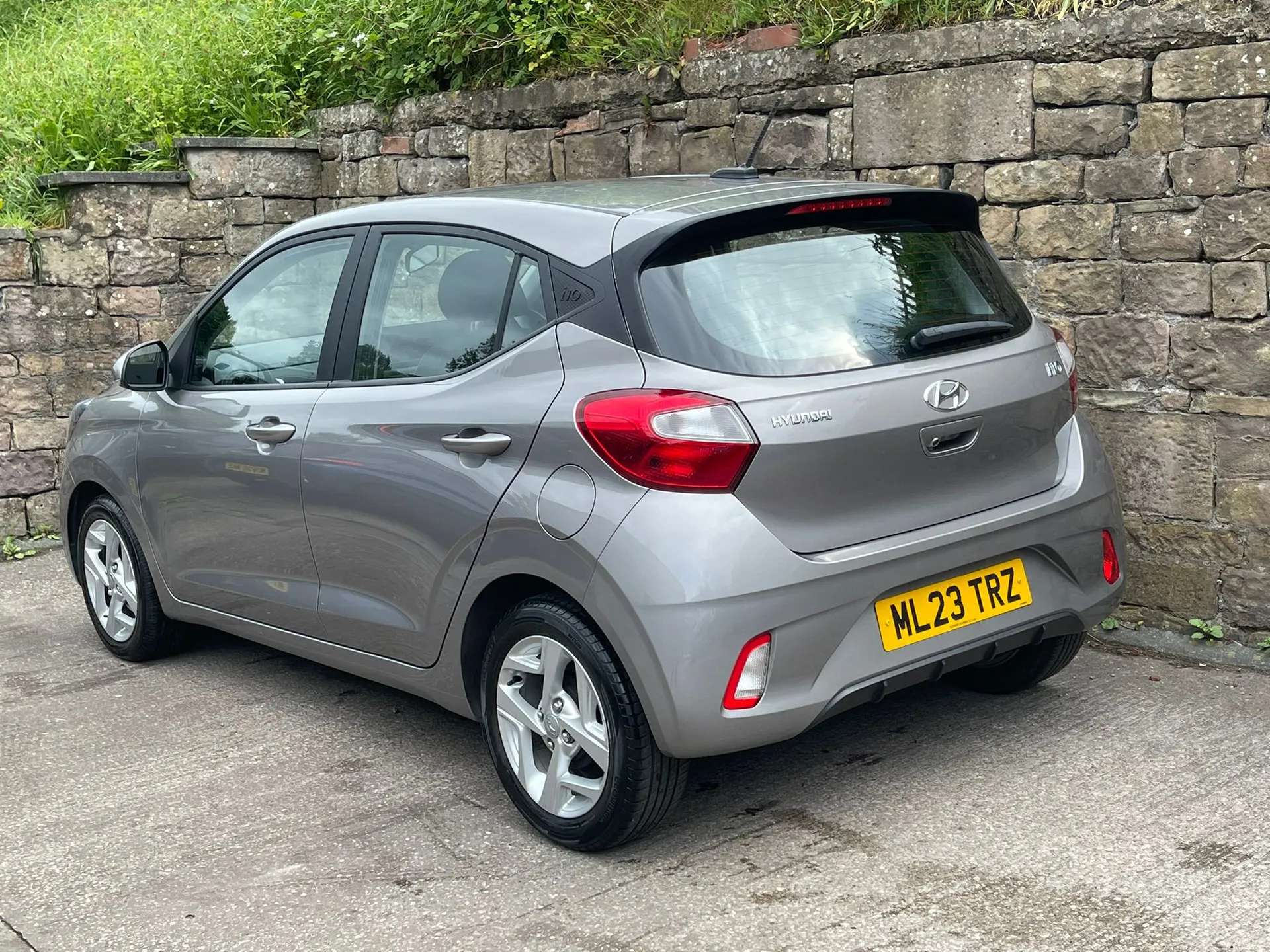 2023 HYUNDAI I10 2023 HYUNDAI I10