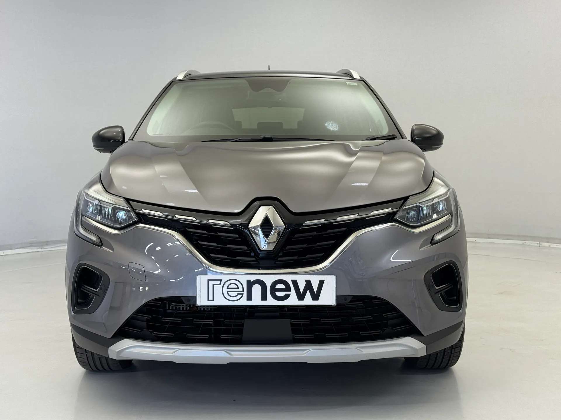 A 2022 RENAULT CAPTUR 1.0 TCE 90 SE Edition 5dr A 2022 RENAULT CAPTUR 1.0 TCE 90 SE Edition 5dr