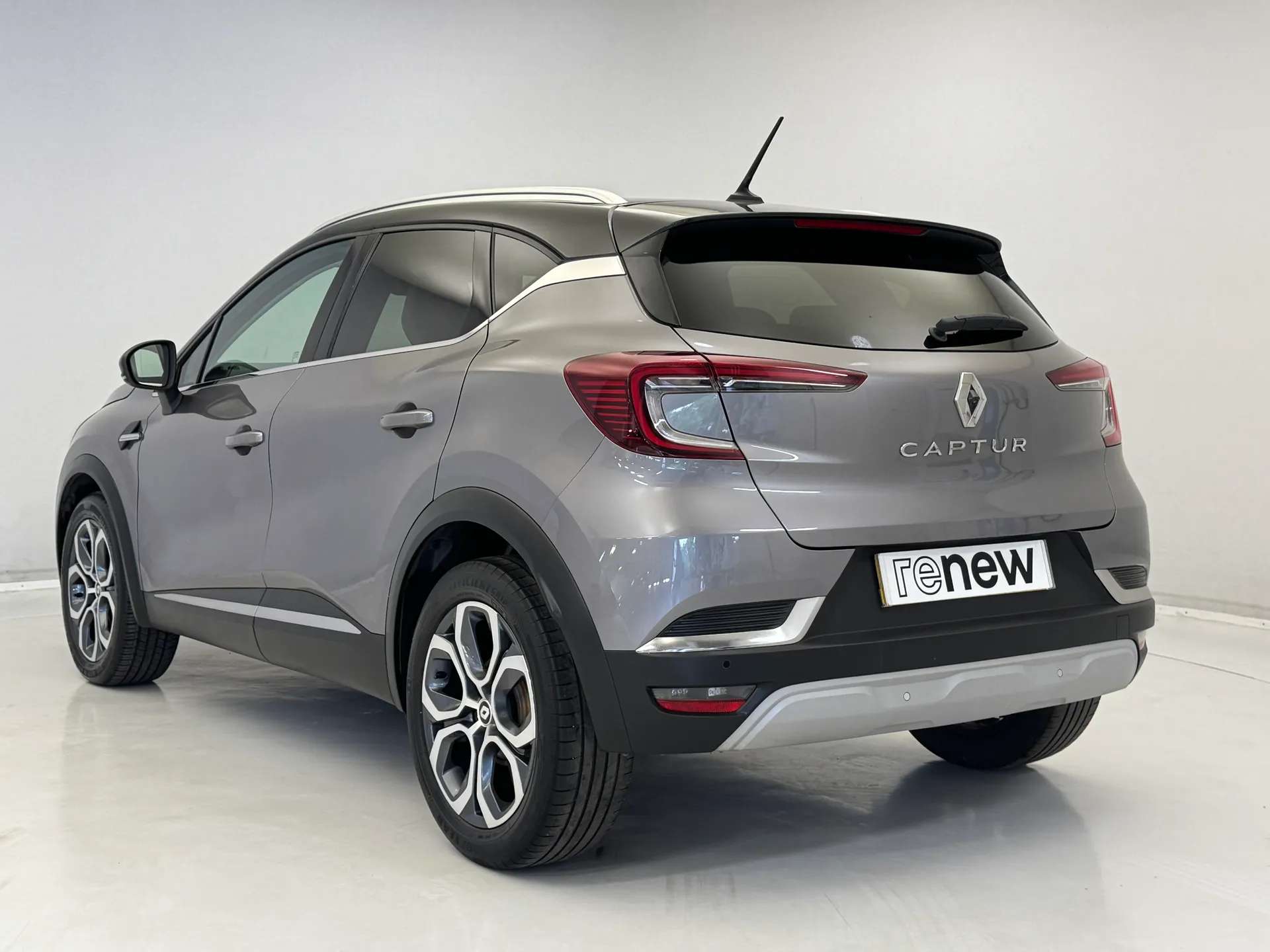 2022 RENAULT CAPTUR 2022 RENAULT CAPTUR