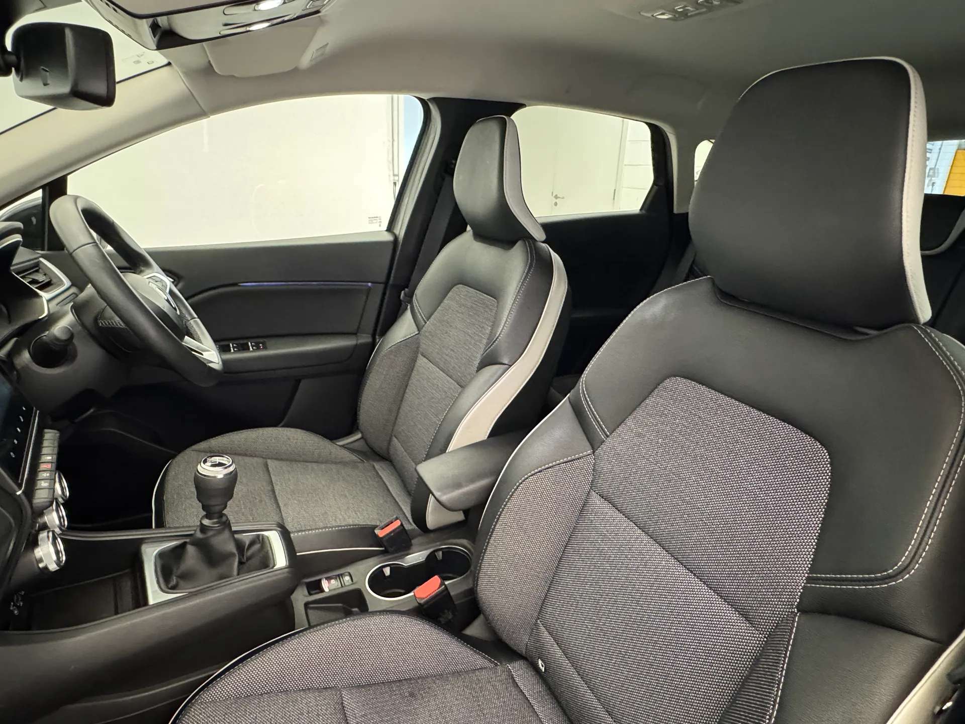 2022 RENAULT CAPTUR 2022 RENAULT CAPTUR