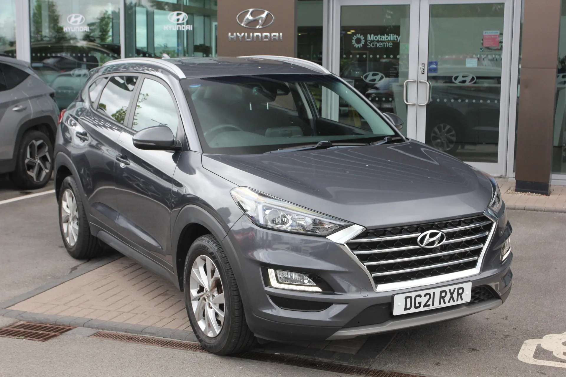 A 2021 HYUNDAI TUCSON 1.6 CRDi 48V MHD SE Nav 5dr 2WD A 2021 HYUNDAI TUCSON 1.6 CRDi 48V MHD SE Nav 5dr 2WD