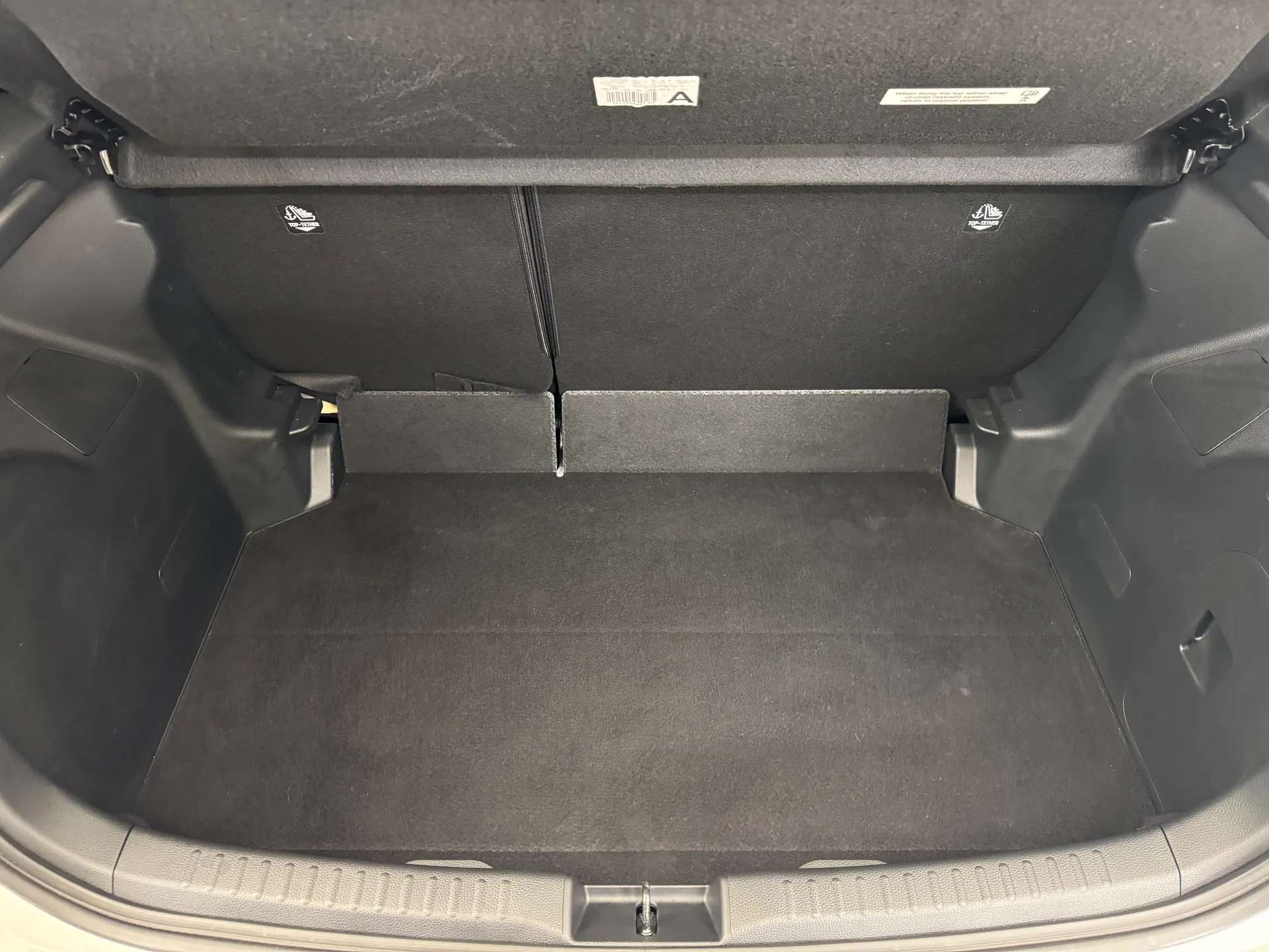 2023 MAZDA 2 HYBRID 2023 MAZDA 2 HYBRID