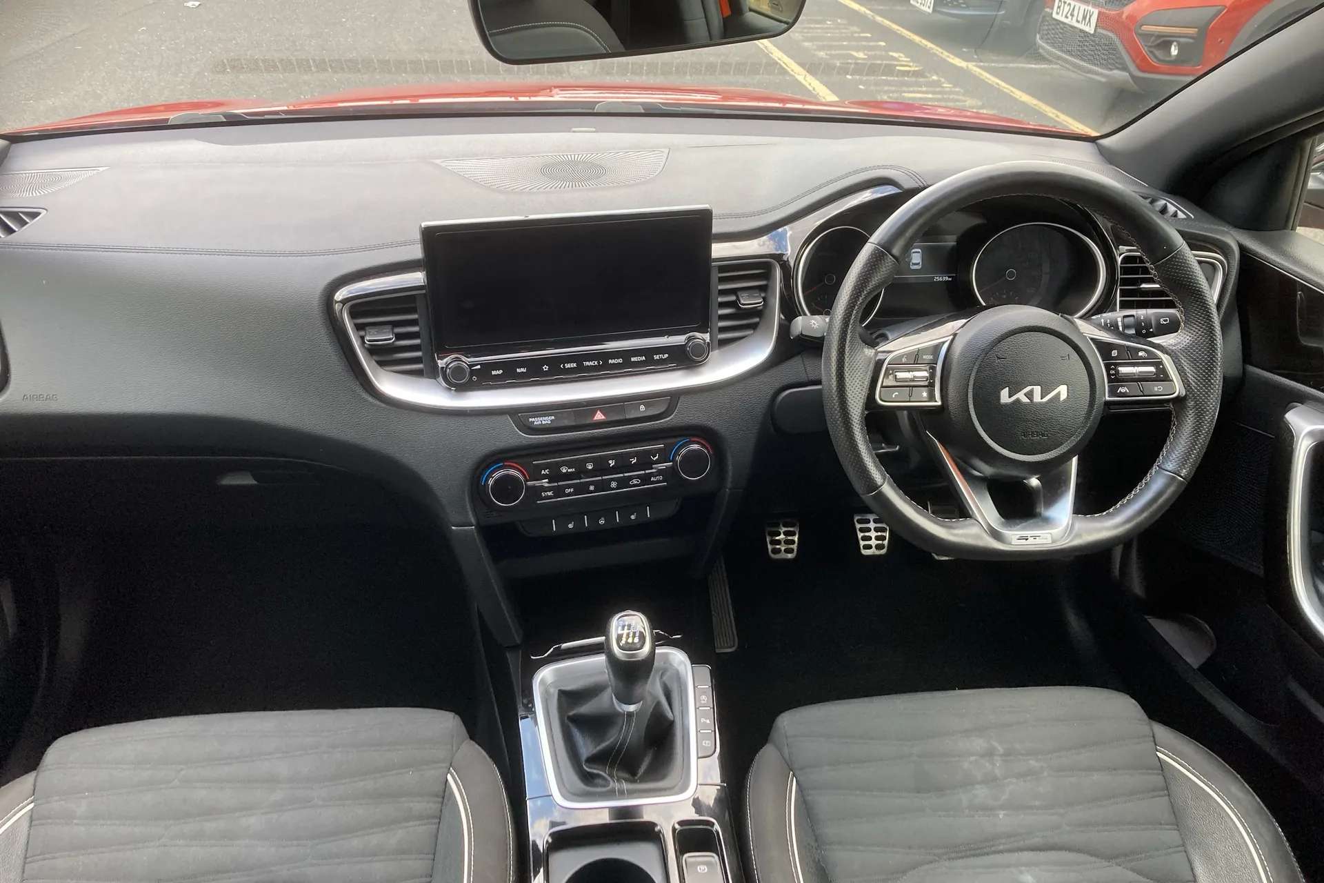 2023 KIA CEED 2023 KIA CEED