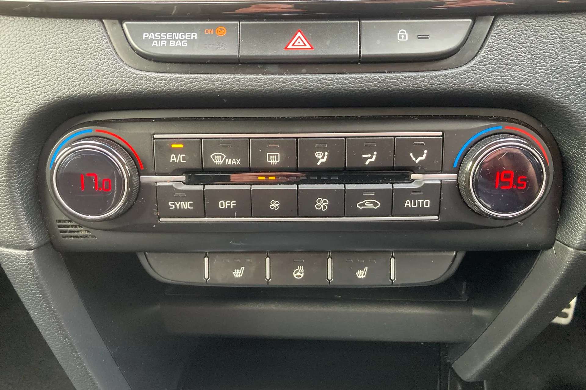 2023 KIA CEED 2023 KIA CEED