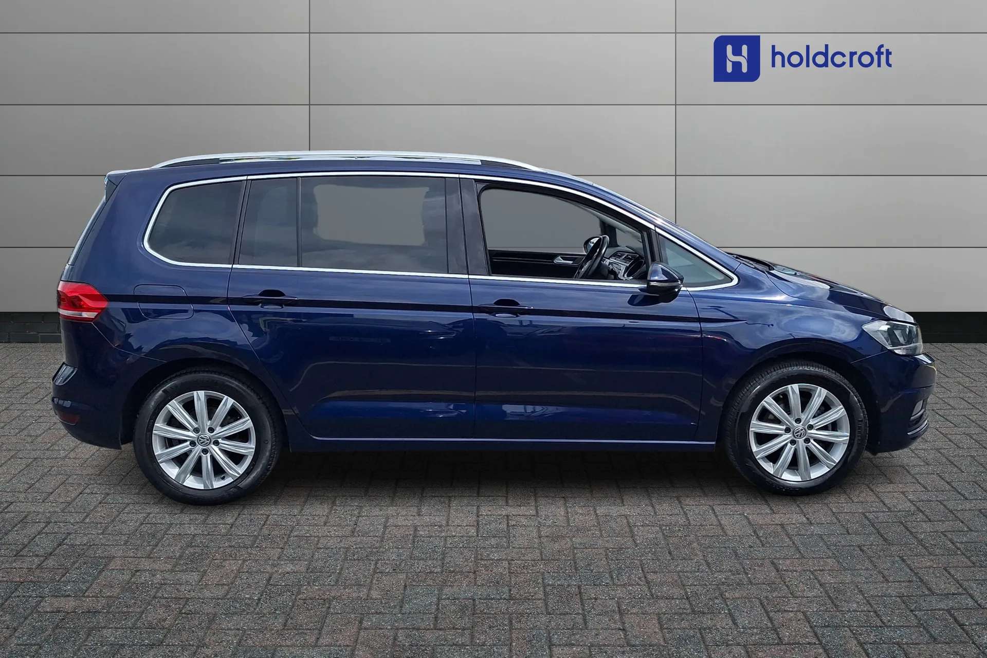 2019 VOLKSWAGEN TOURAN 2019 VOLKSWAGEN TOURAN