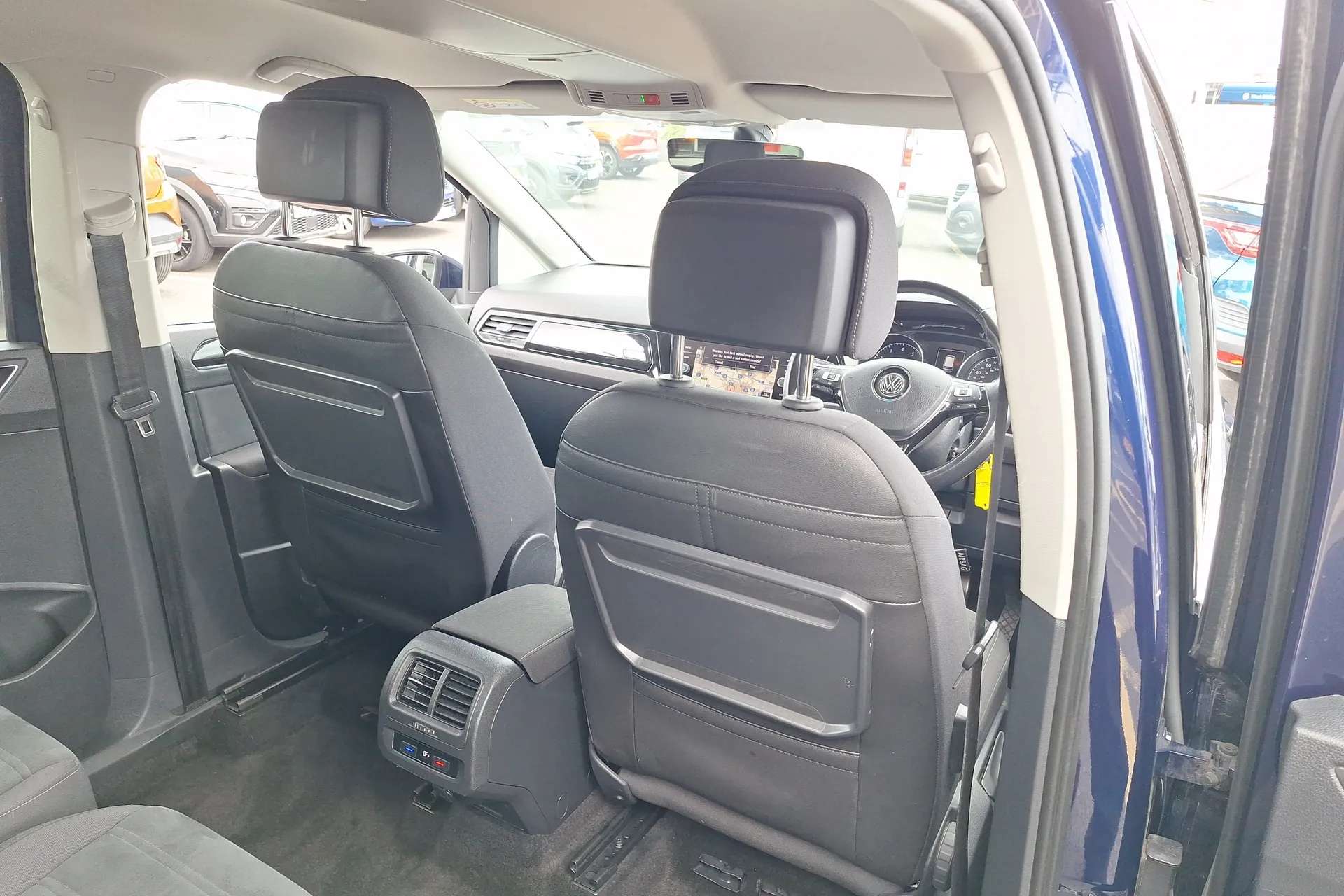 2019 VOLKSWAGEN TOURAN 2019 VOLKSWAGEN TOURAN