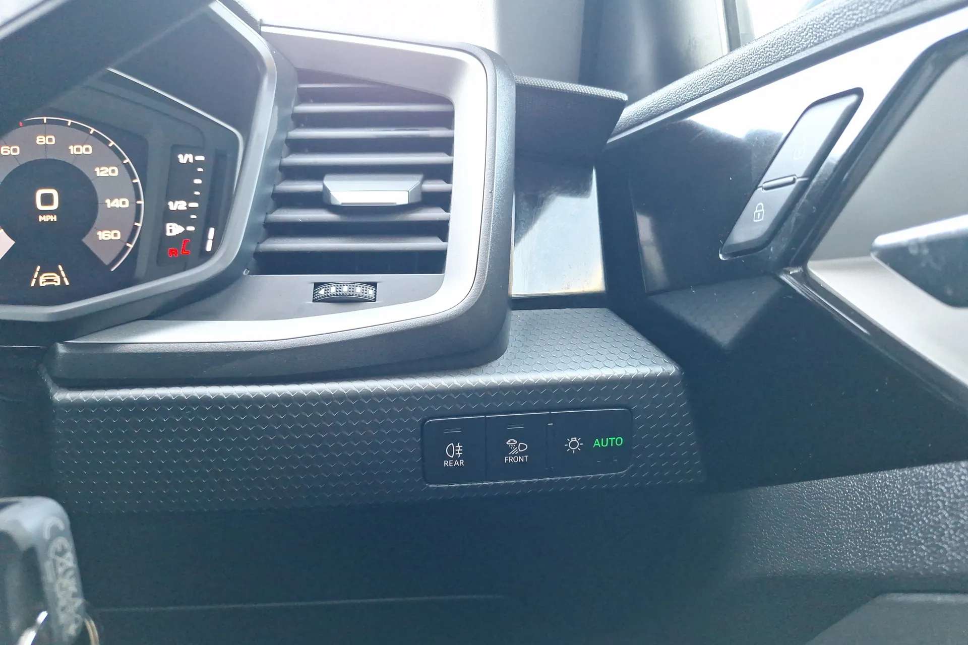 2023 AUDI A1 2023 AUDI A1