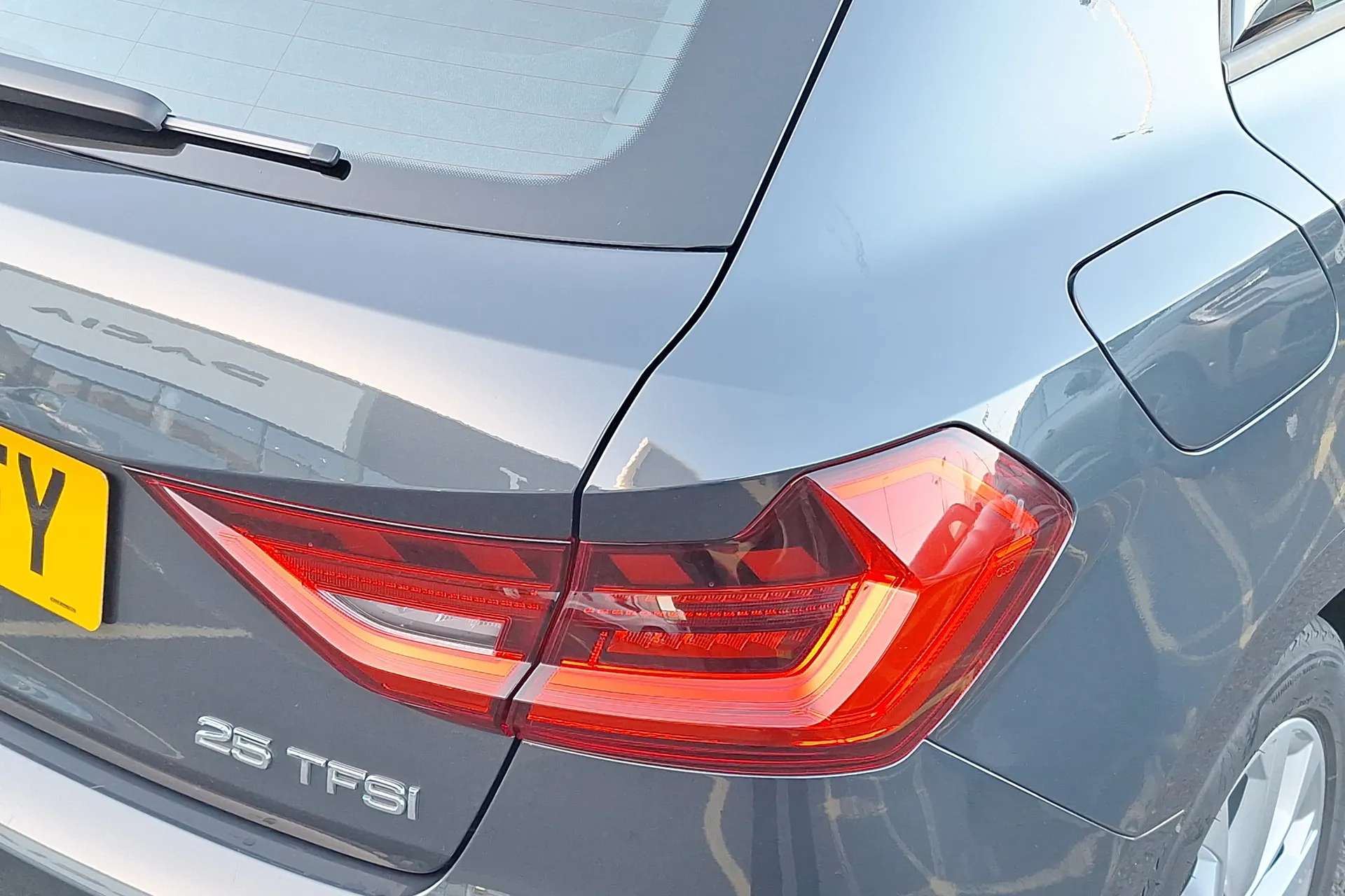 2023 AUDI A1 2023 AUDI A1