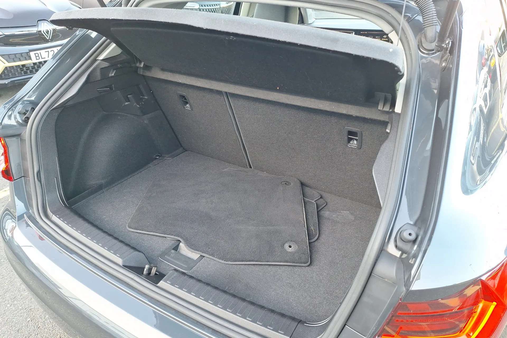 2023 AUDI A1 2023 AUDI A1