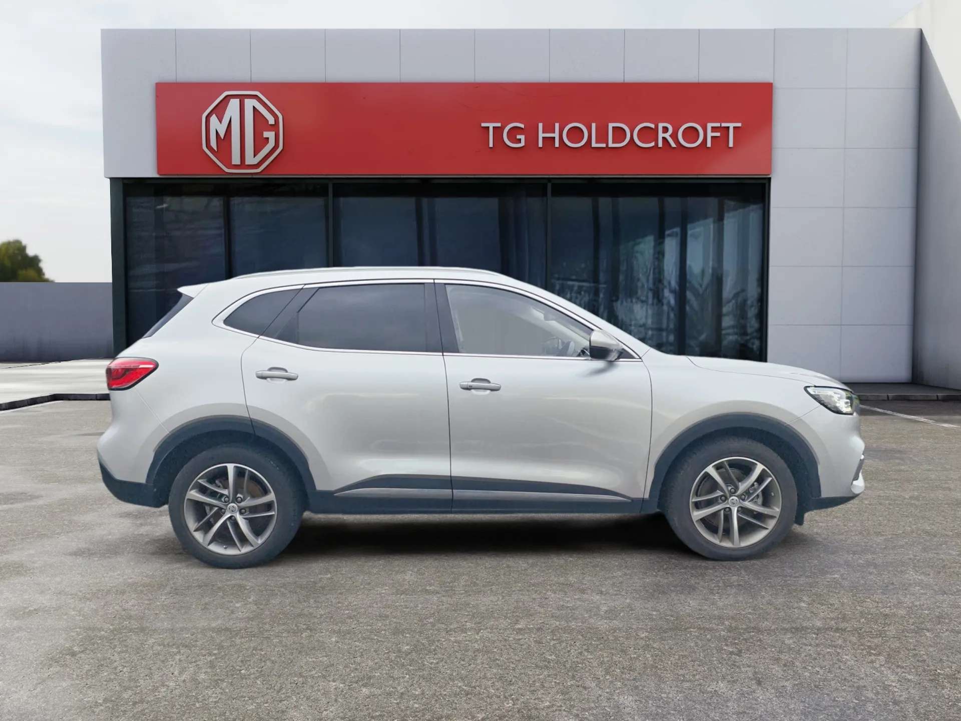 A 2023 MG HS 1.5 T-GDI Exclusive 5dr DCT A 2023 MG HS 1.5 T-GDI Exclusive 5dr DCT