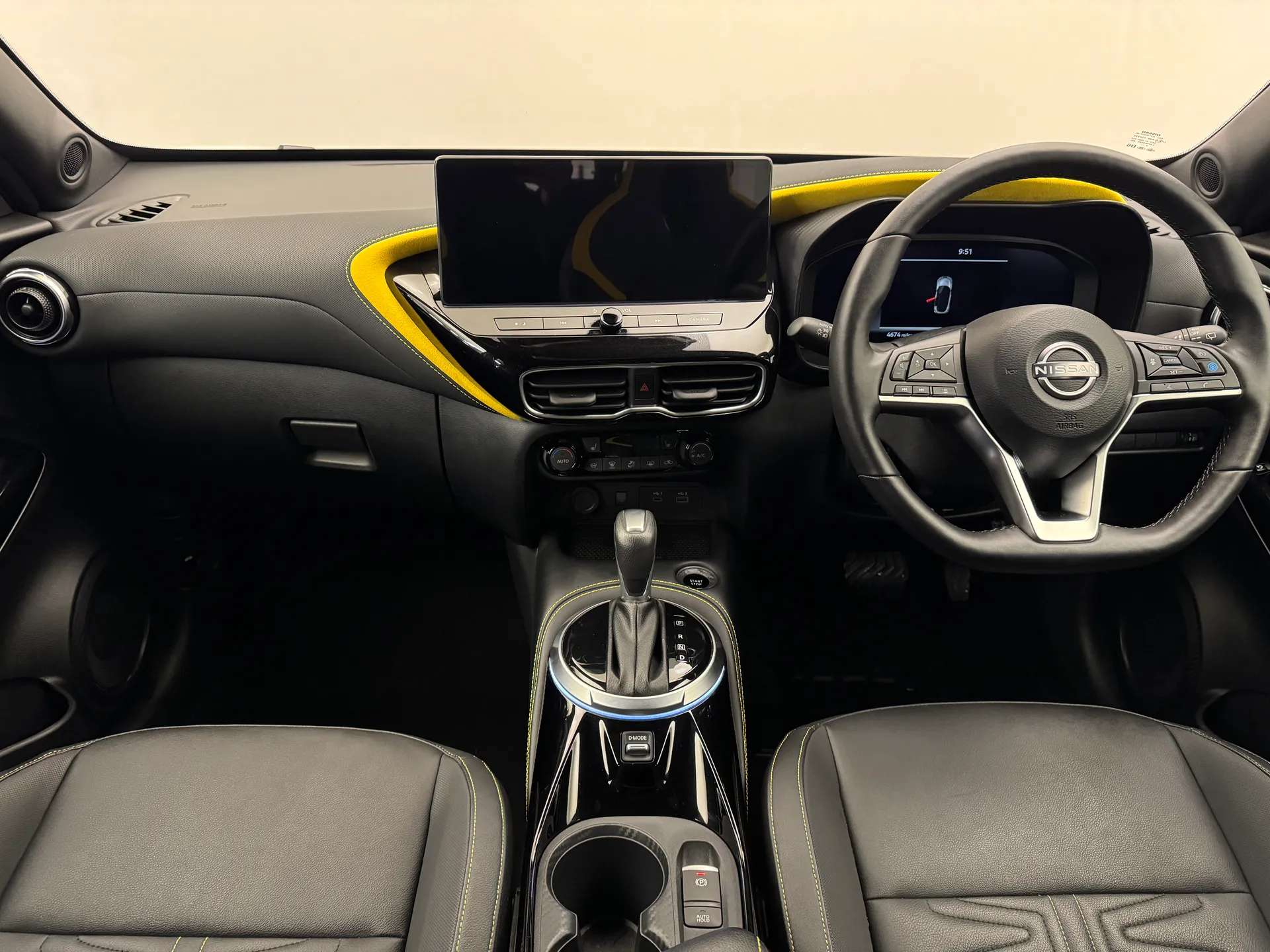 A 2024 NISSAN JUKE 1.6 Hybrid N-Sport 5dr Auto A 2024 NISSAN JUKE 1.6 Hybrid N-Sport 5dr Auto