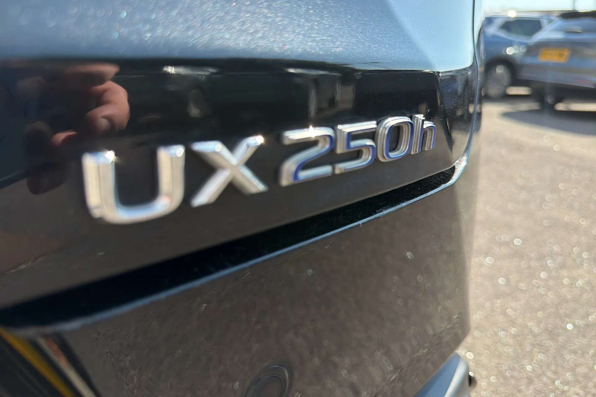2020 LEXUS UX 2020 LEXUS UX