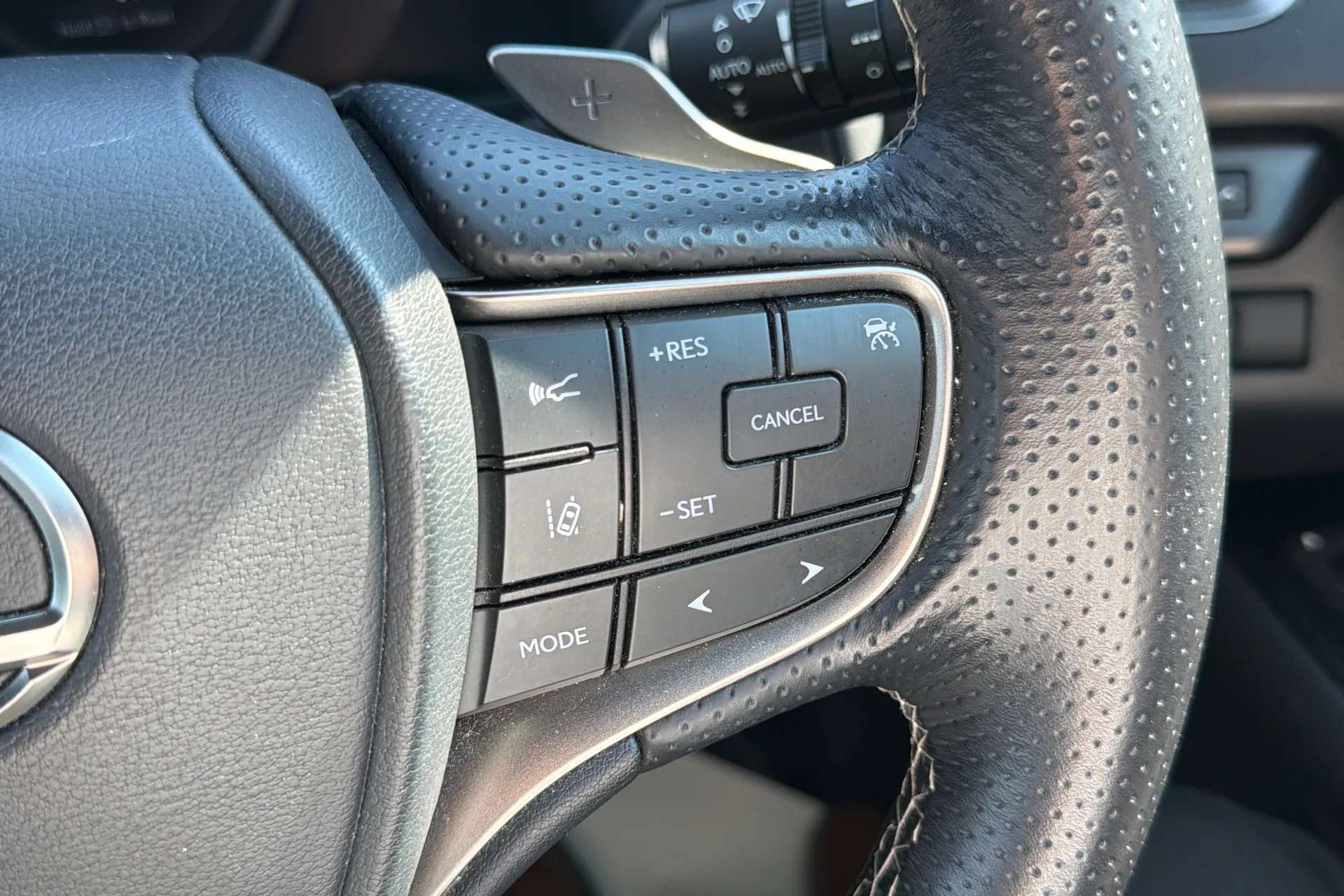 2020 LEXUS UX 2020 LEXUS UX