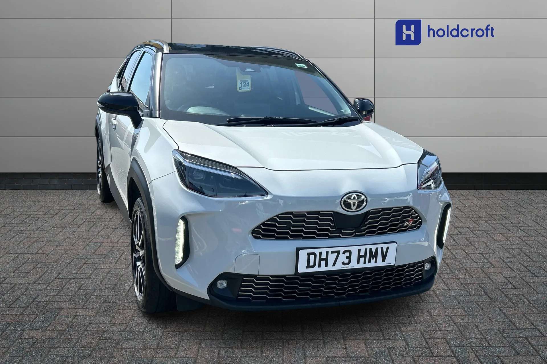 A 2023 TOYOTA YARIS CROSS 1.5 Hybrid GR Sport 5dr CVT A 2023 TOYOTA YARIS CROSS 1.5 Hybrid GR Sport 5dr CVT