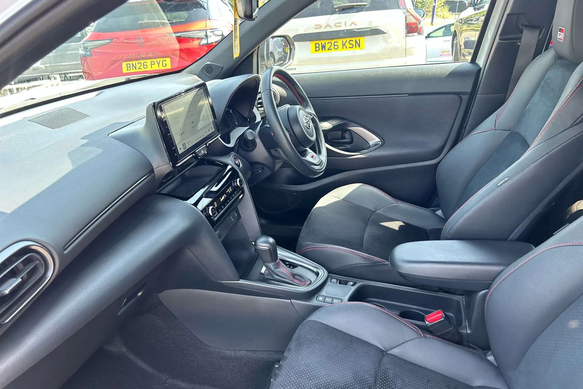 A 2023 TOYOTA YARIS CROSS 1.5 Hybrid GR Sport 5dr CVT A 2023 TOYOTA YARIS CROSS 1.5 Hybrid GR Sport 5dr CVT