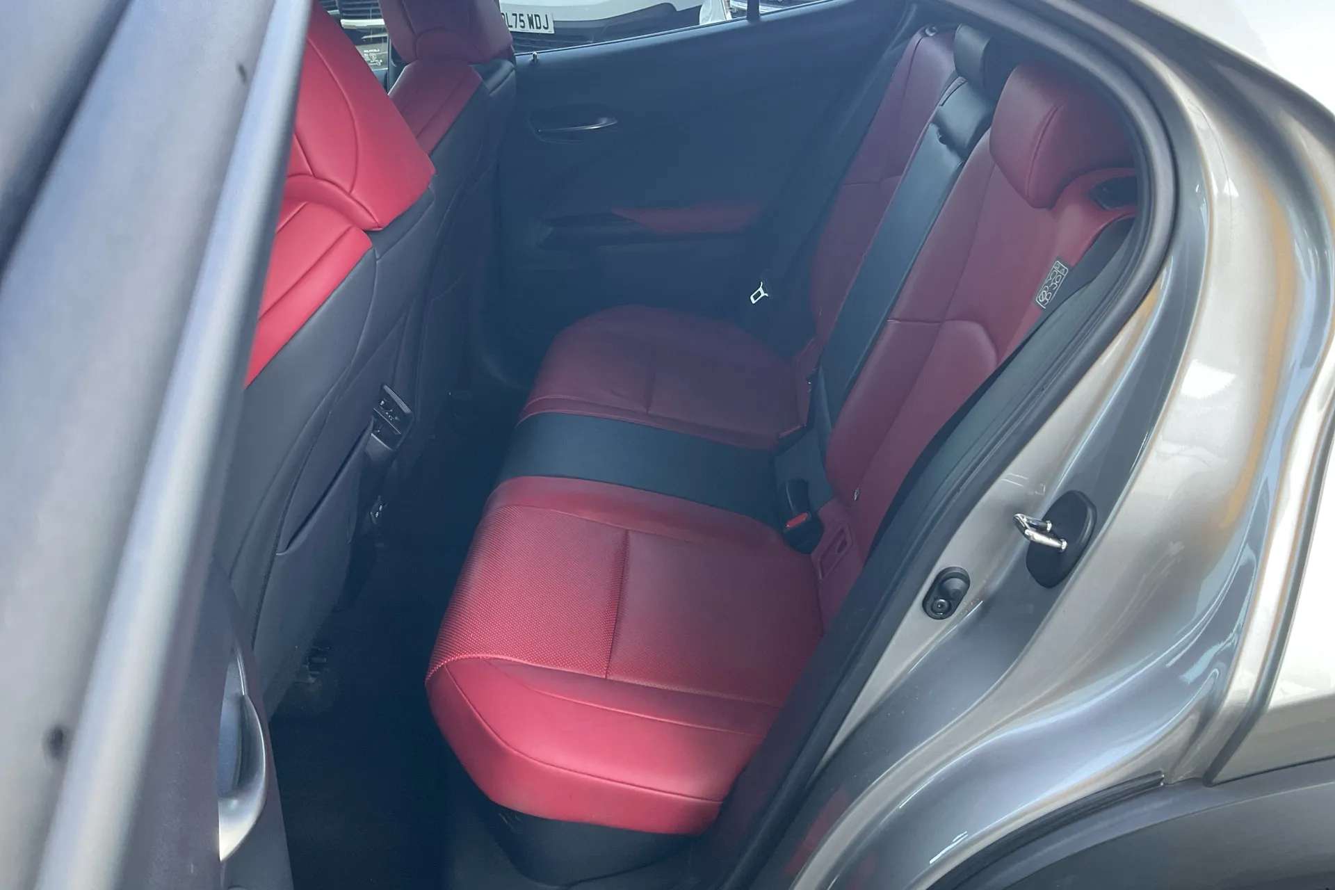 2021 LEXUS UX 2021 LEXUS UX