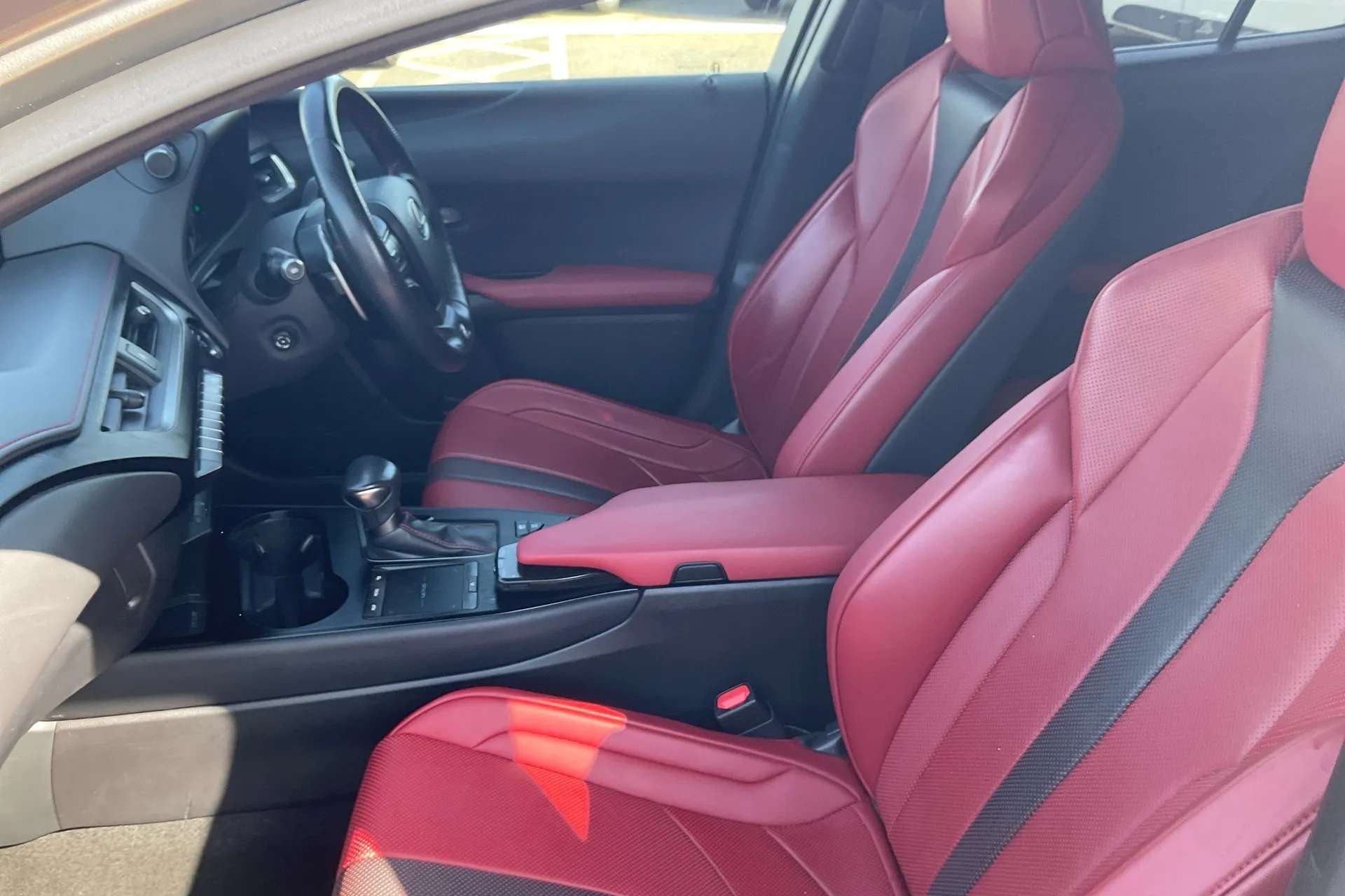 2021 LEXUS UX 2021 LEXUS UX