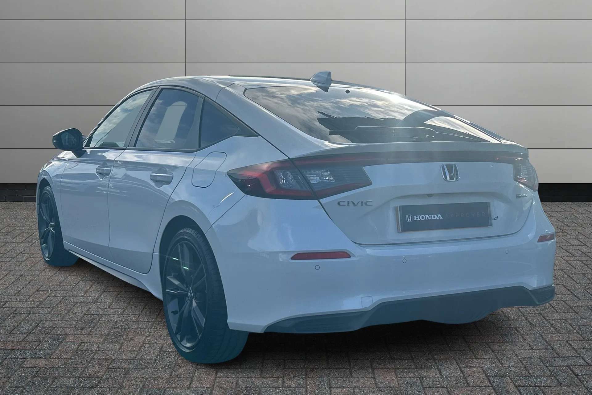 A 2026 HONDA CIVIC 2.0 eHEV Sport 5dr CVT A 2026 HONDA CIVIC 2.0 eHEV Sport 5dr CVT