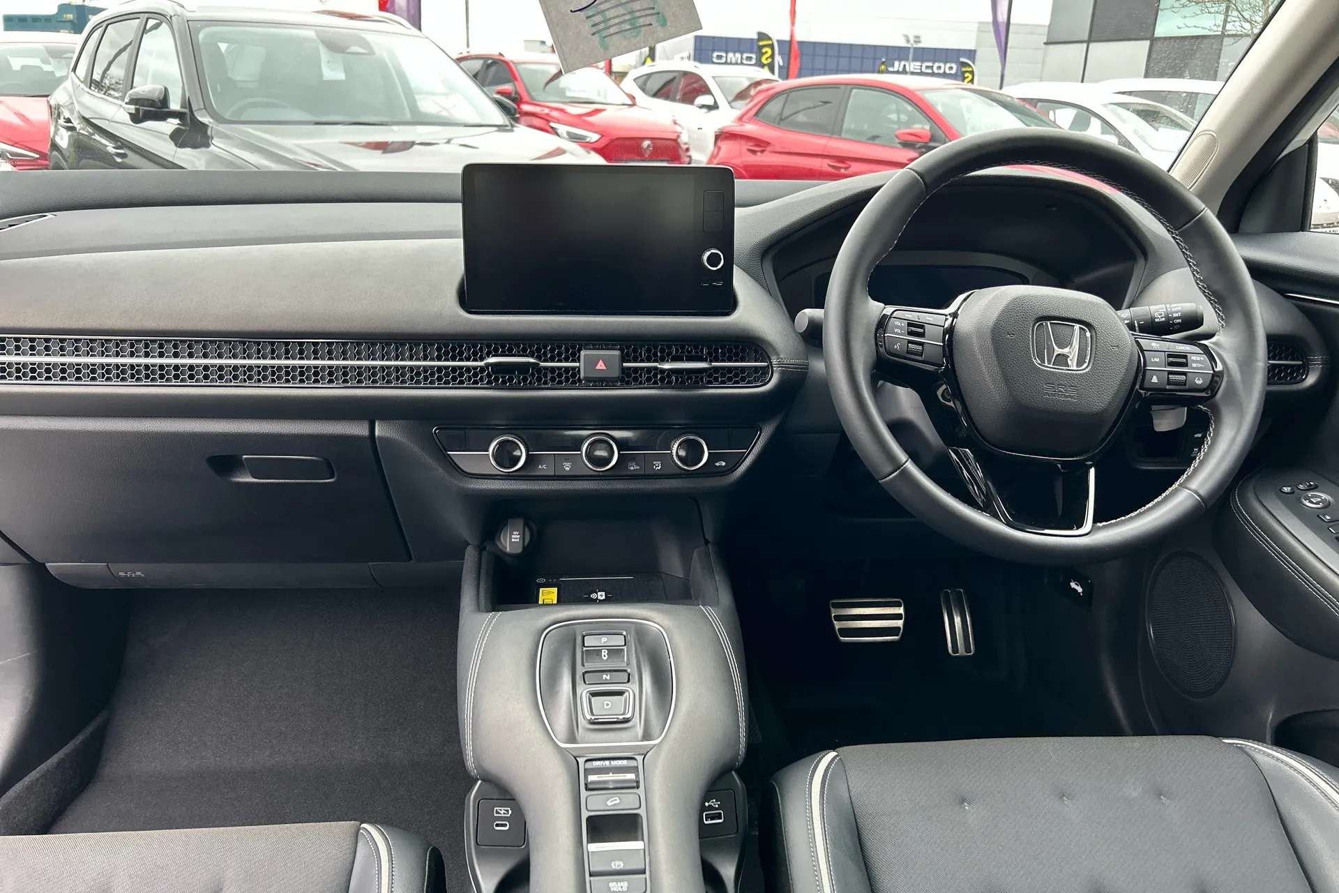 A 2025 HONDA ZR-V 2.0 eHEV Sport 5dr CVT A 2025 HONDA ZR-V 2.0 eHEV Sport 5dr CVT