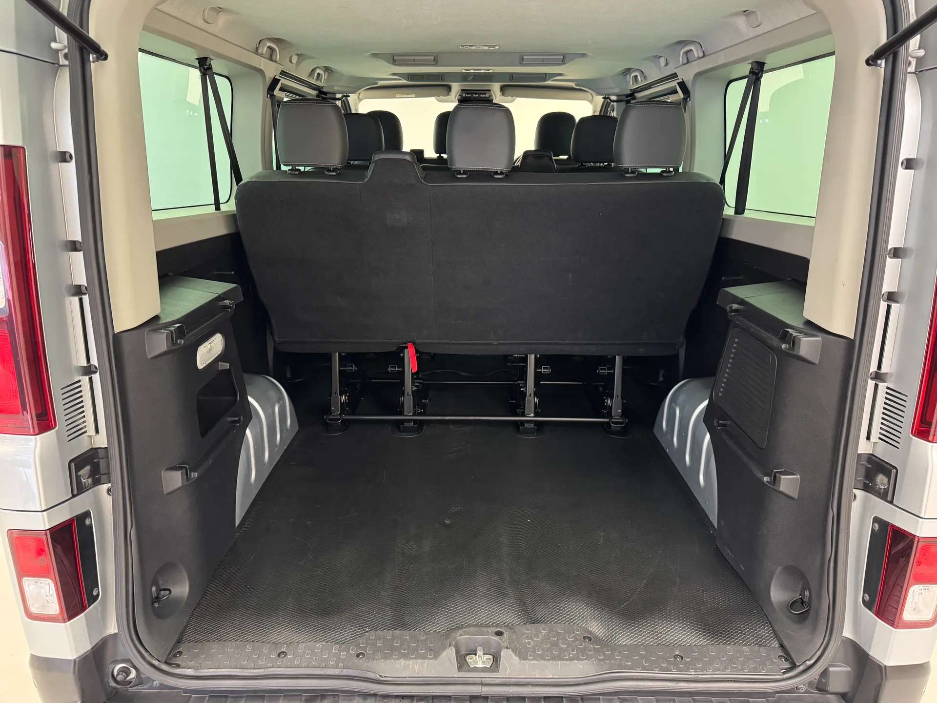 2023 RENAULT TRAFIC 2023 RENAULT TRAFIC