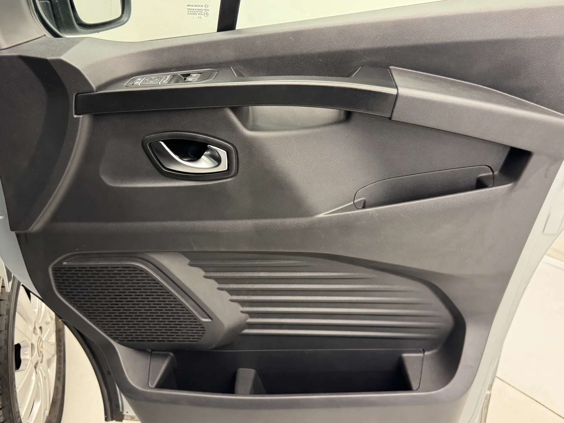 2023 RENAULT TRAFIC 2023 RENAULT TRAFIC