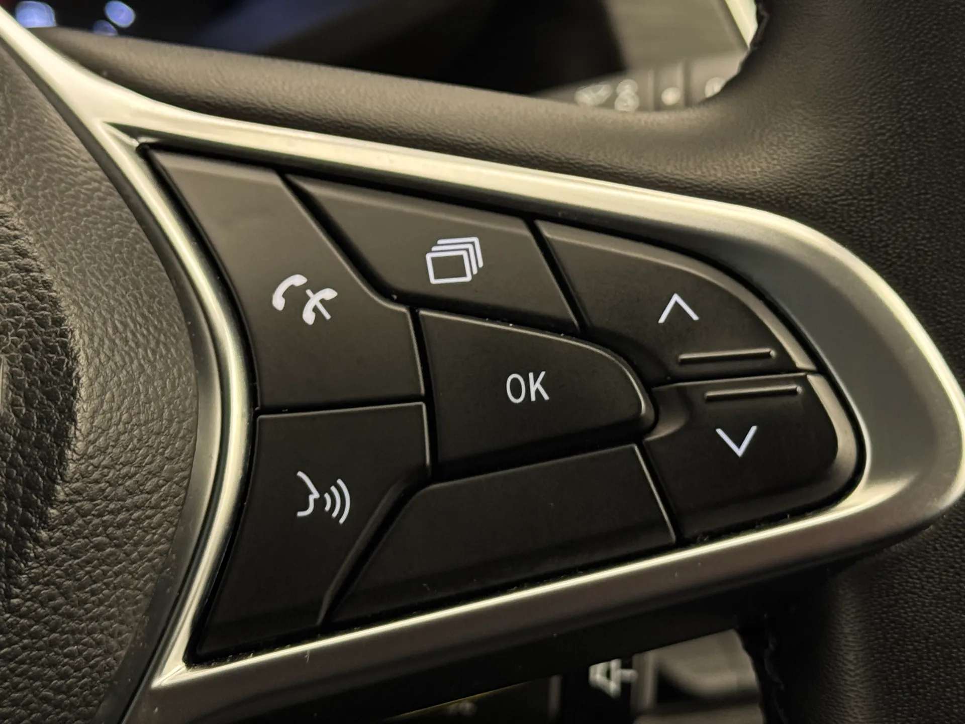 2023 RENAULT TRAFIC 2023 RENAULT TRAFIC