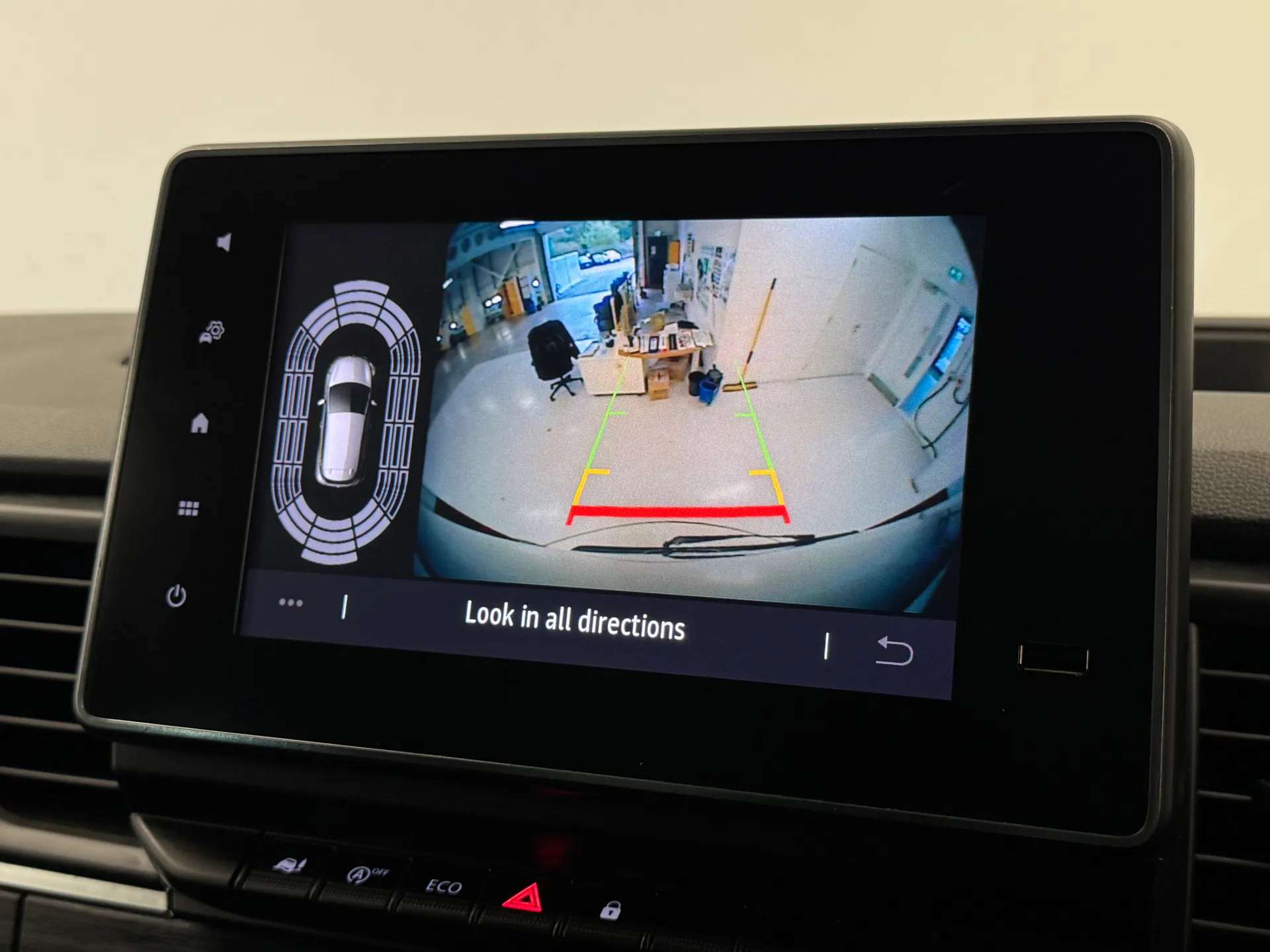 2023 RENAULT TRAFIC 2023 RENAULT TRAFIC