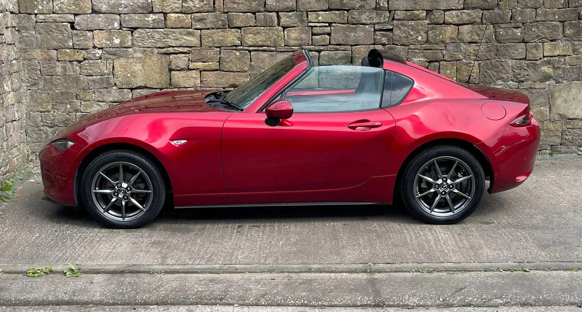 2019 MAZDA MX-5 2019 MAZDA MX-5