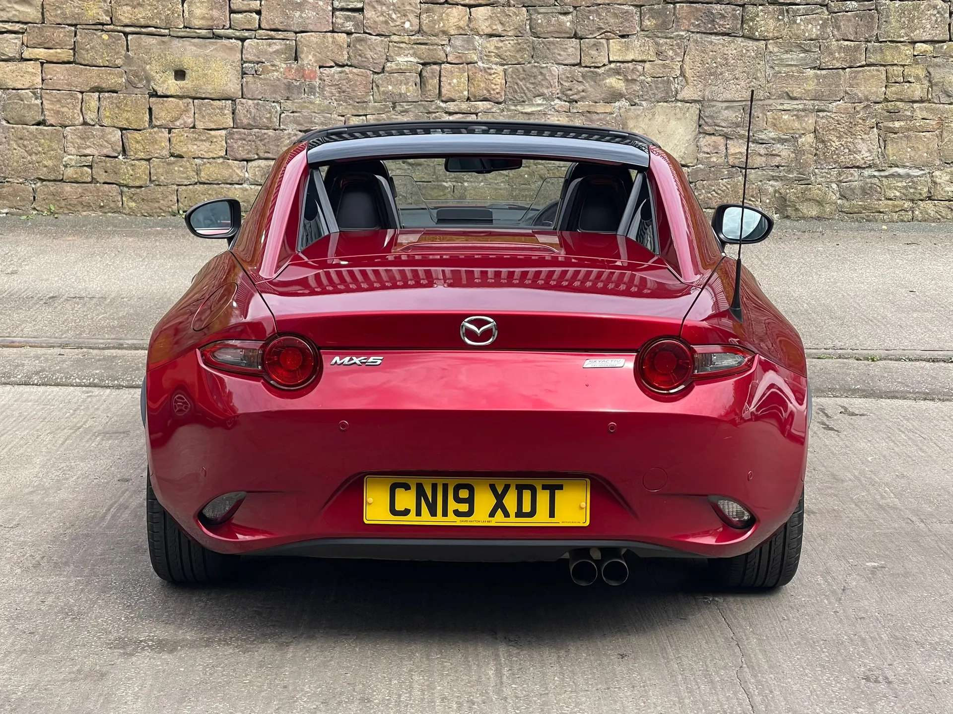 2019 MAZDA MX-5 2019 MAZDA MX-5