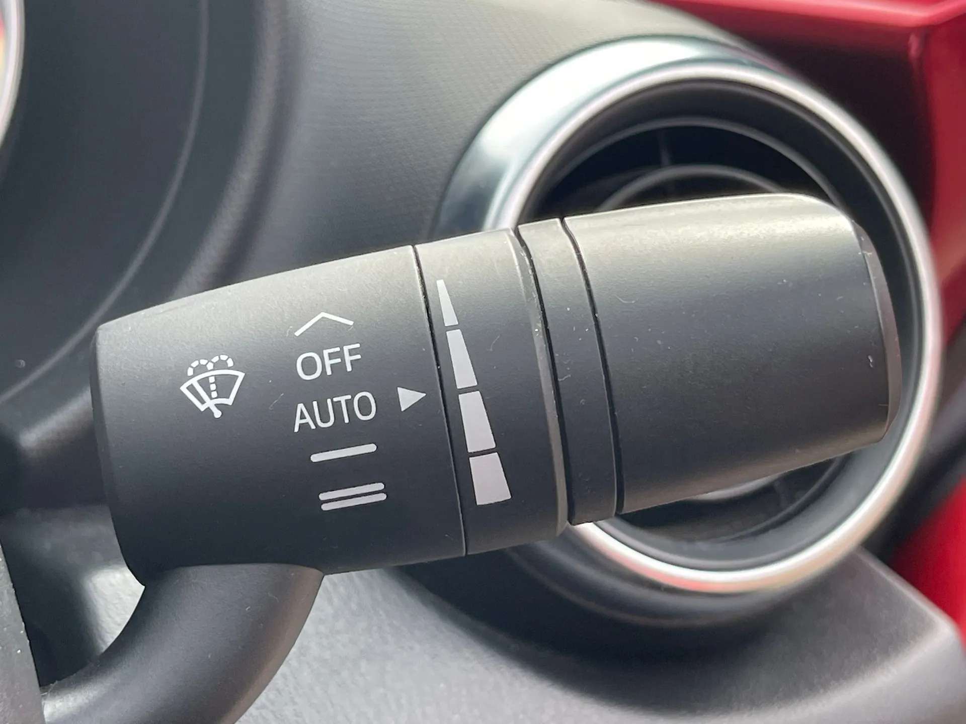 2019 MAZDA MX-5 2019 MAZDA MX-5