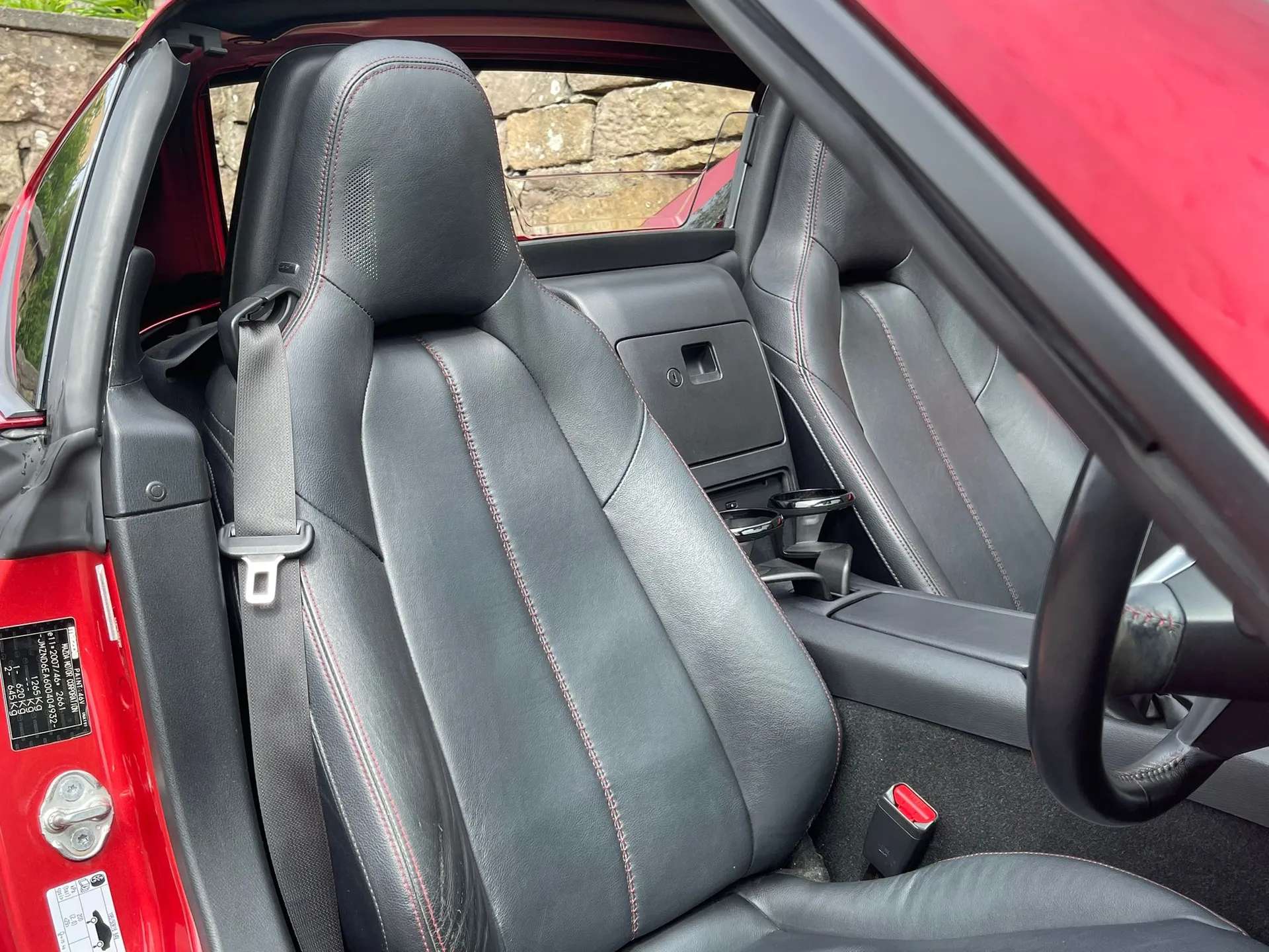 2019 MAZDA MX-5 2019 MAZDA MX-5