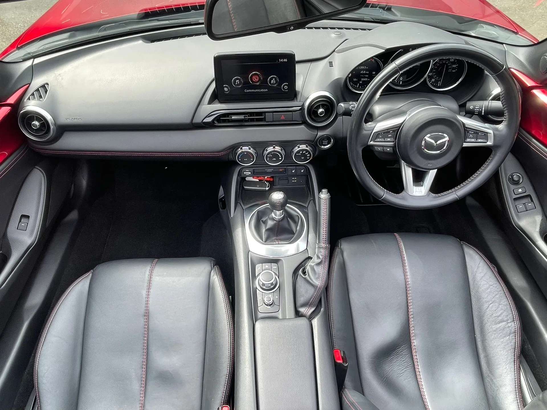2019 MAZDA MX-5 2019 MAZDA MX-5