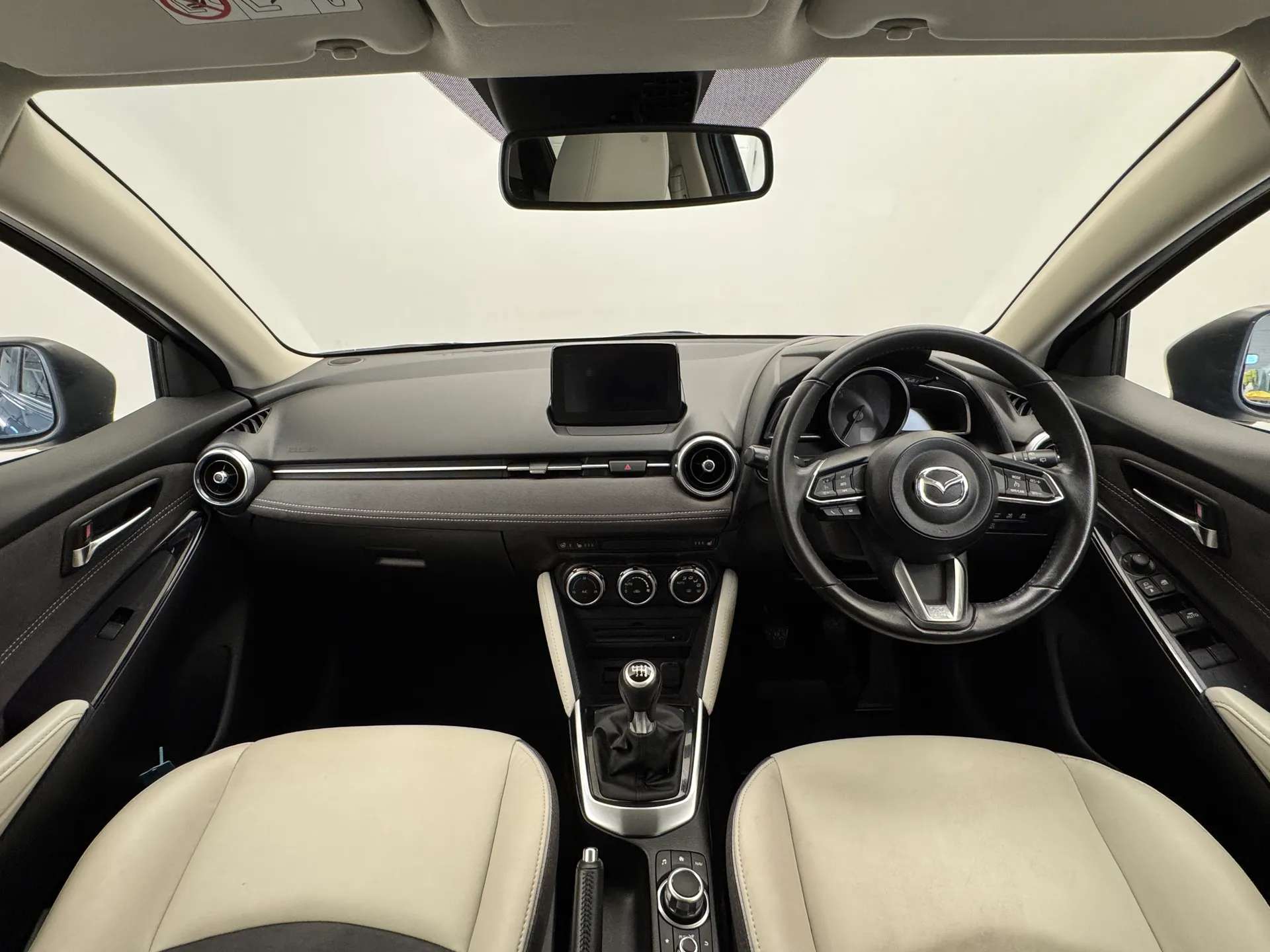 2020 MAZDA MAZDA2 2020 MAZDA MAZDA2