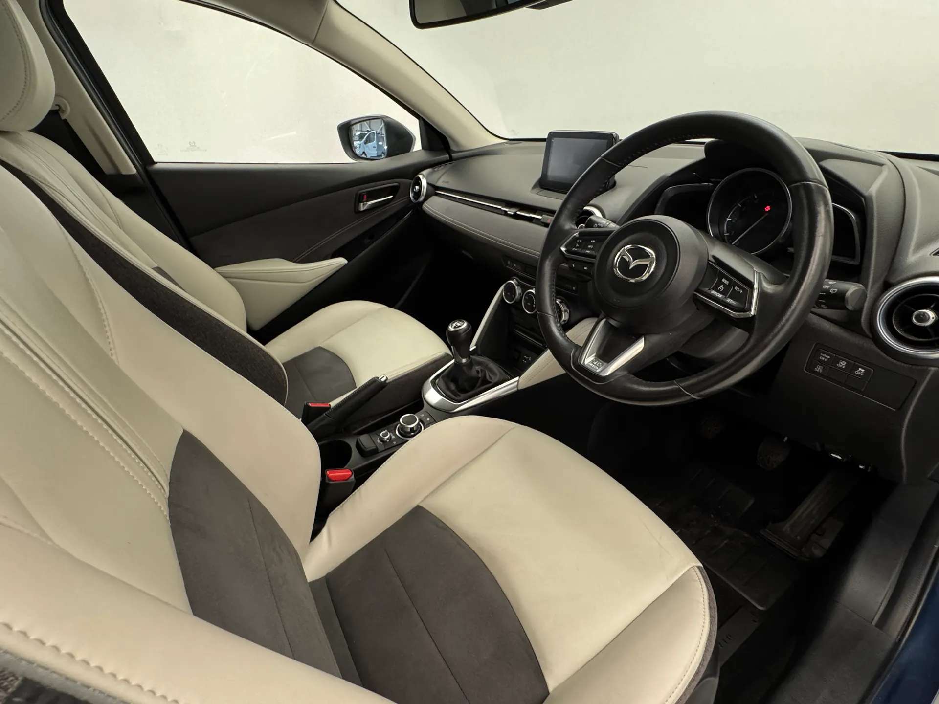 2020 MAZDA MAZDA2 2020 MAZDA MAZDA2