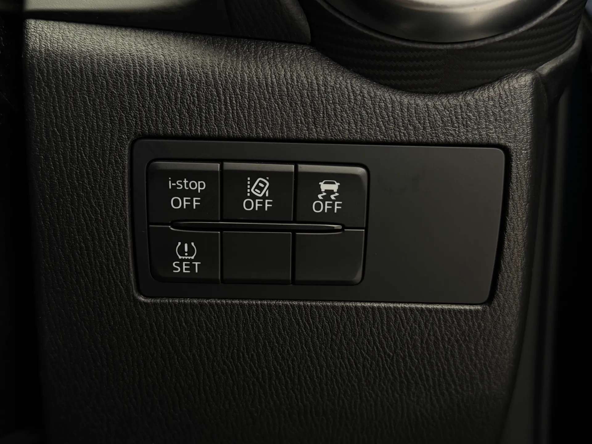 2020 MAZDA MAZDA2 2020 MAZDA MAZDA2