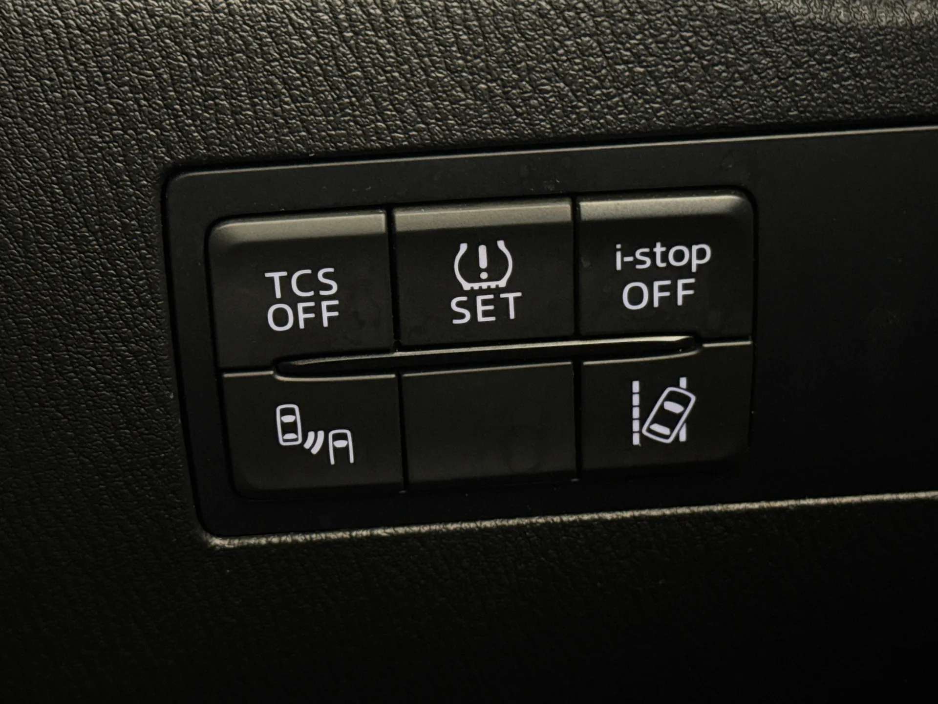 2016 MAZDA CX-3 2016 MAZDA CX-3