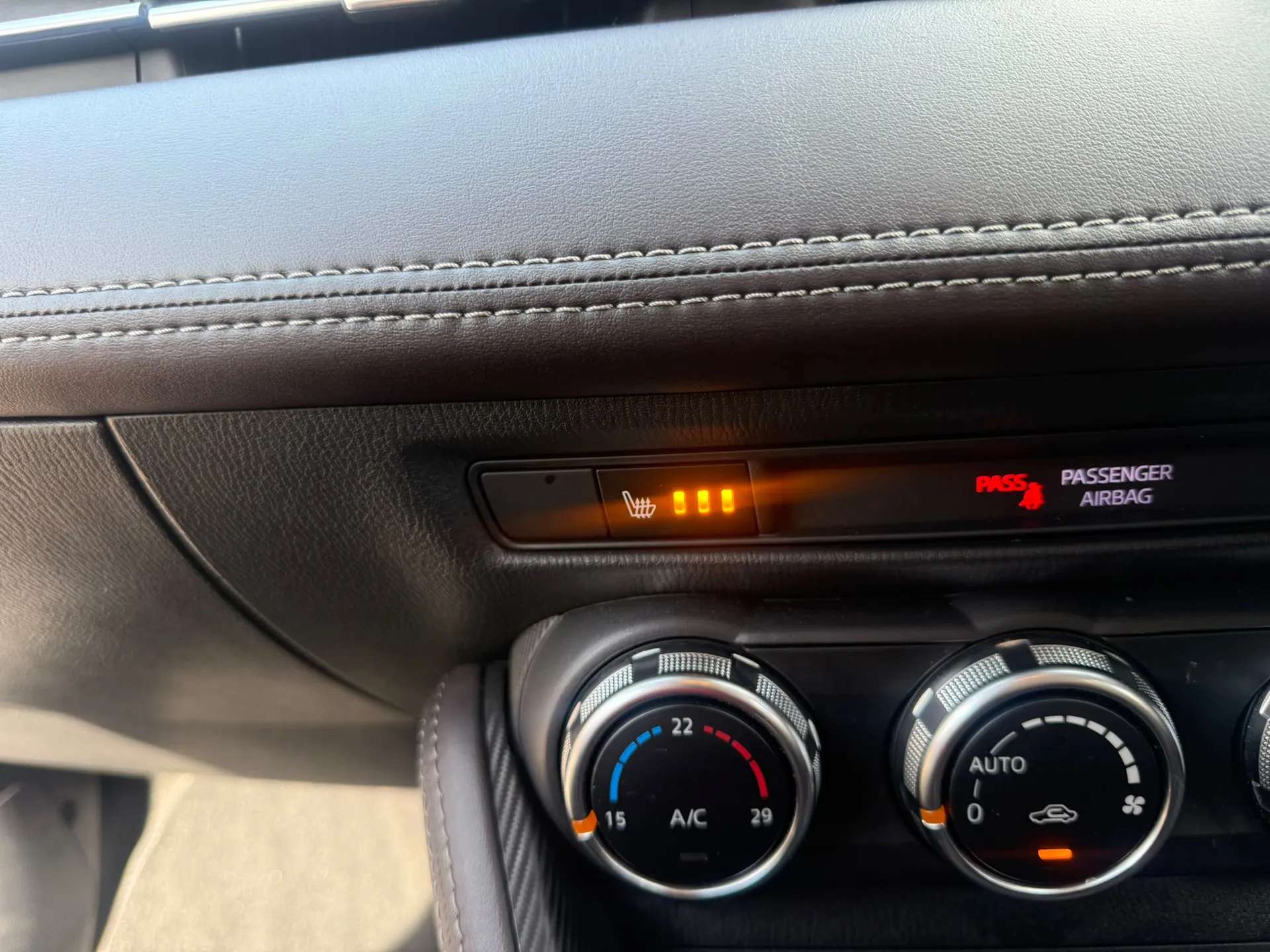 2019 MAZDA MAZDA2 2019 MAZDA MAZDA2