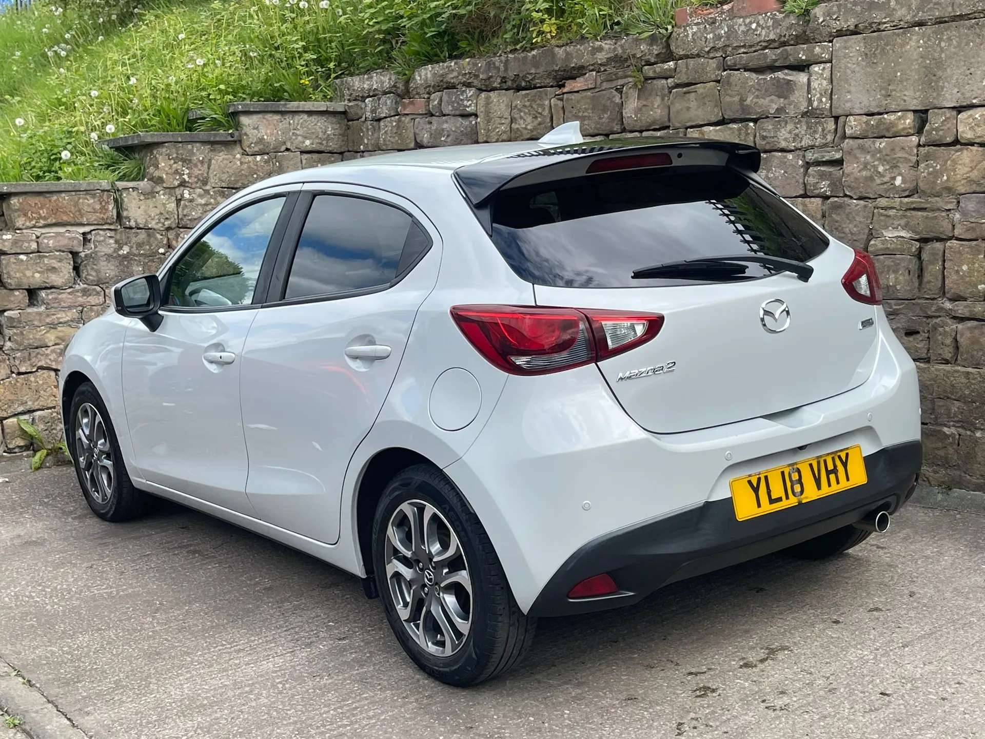 2018 MAZDA MAZDA2 2018 MAZDA MAZDA2