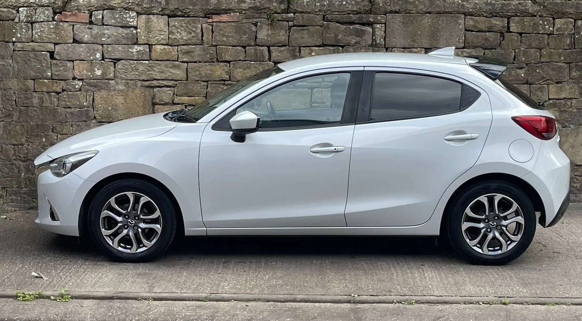 A 2018 MAZDA MAZDA2 1.5 115 GT Sport Nav+ 5dr âNAVâCAMERAâ115 BHP A 2018 MAZDA MAZDA2 1.5 115 GT Sport Nav+ 5dr âNAVâCAMERAâ115 BHP