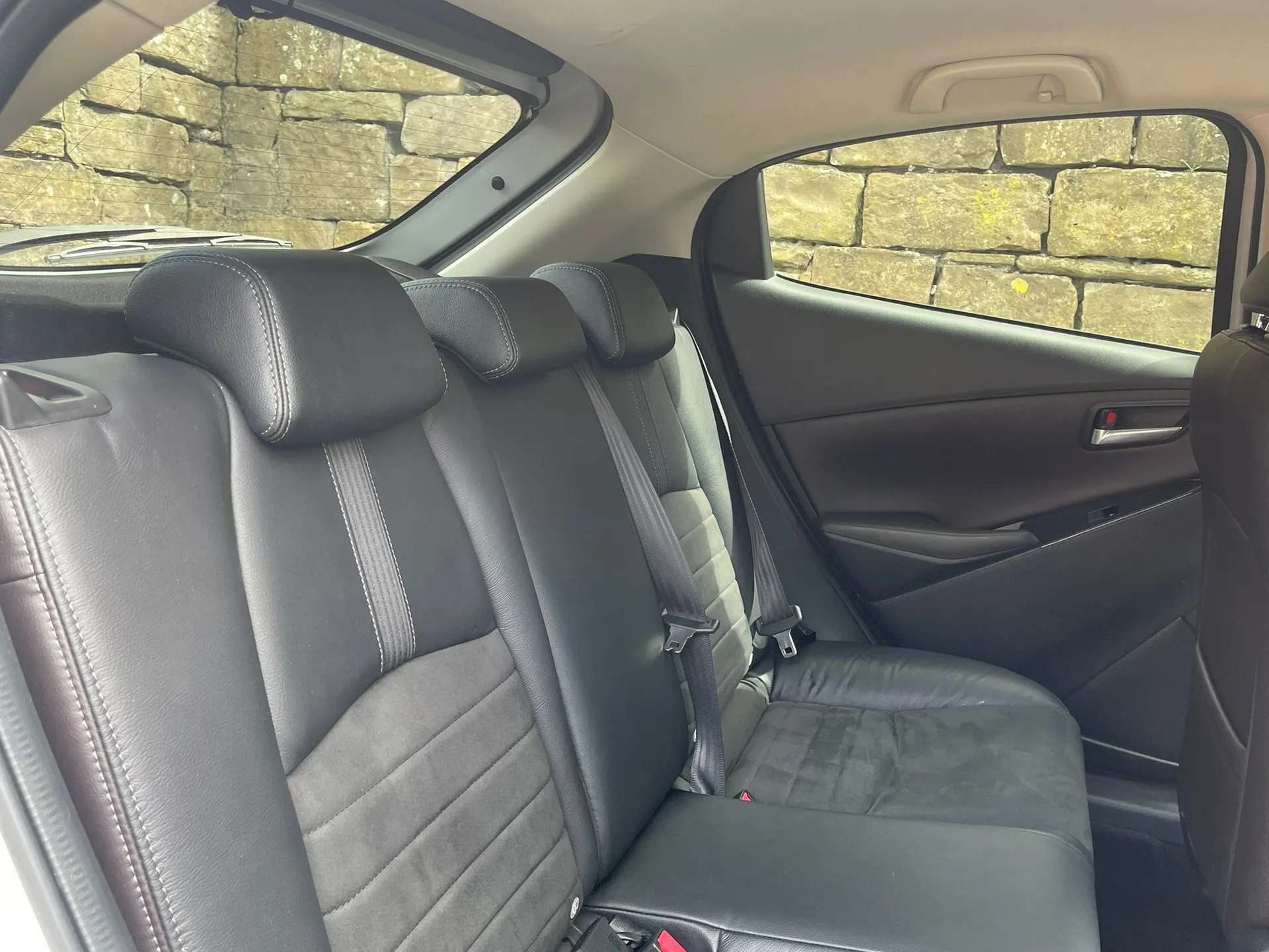 2018 MAZDA MAZDA2 2018 MAZDA MAZDA2