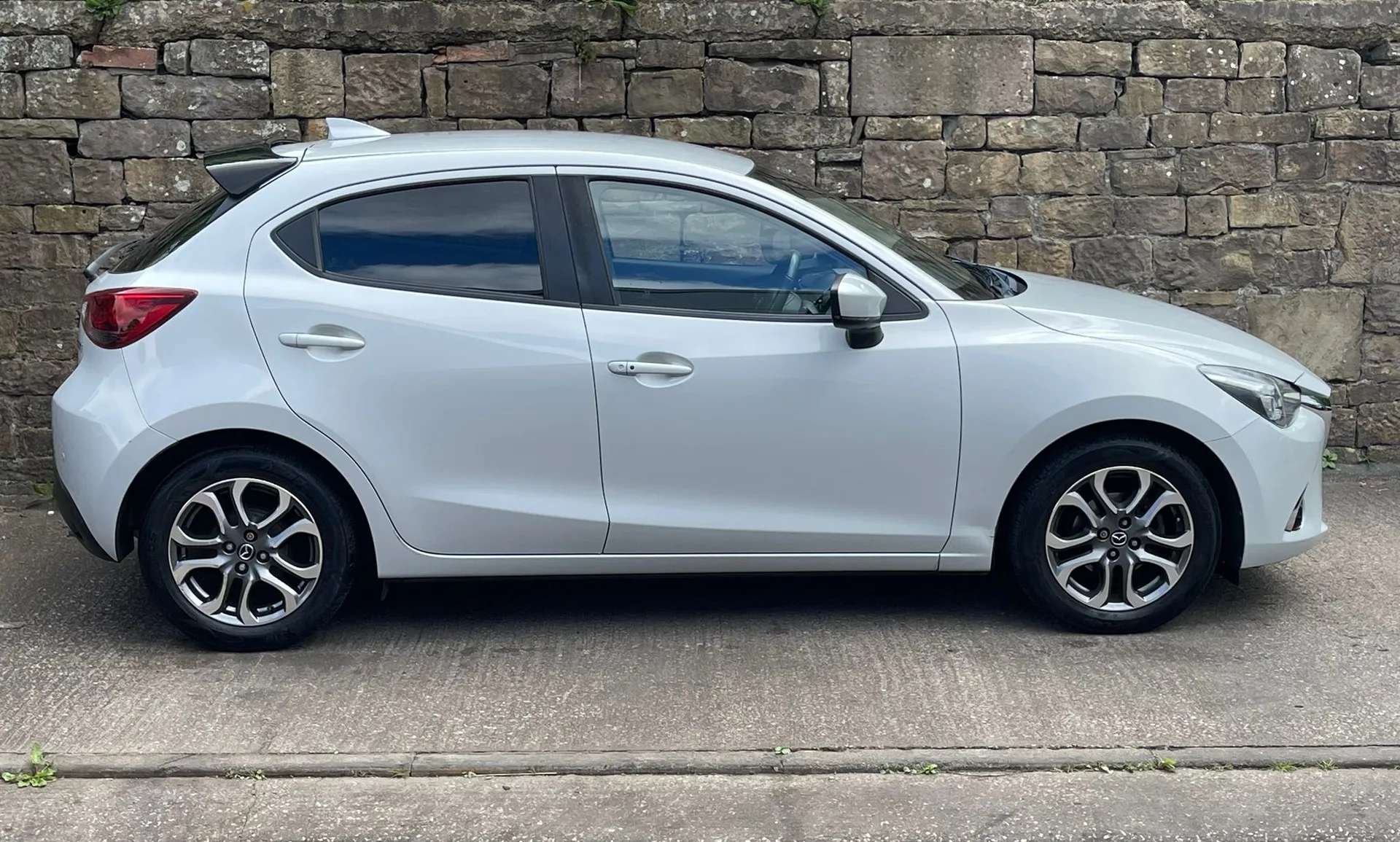 A 2018 MAZDA MAZDA2 1.5 115 GT Sport Nav+ 5dr âNAVâCAMERAâ115 BHP A 2018 MAZDA MAZDA2 1.5 115 GT Sport Nav+ 5dr âNAVâCAMERAâ115 BHP