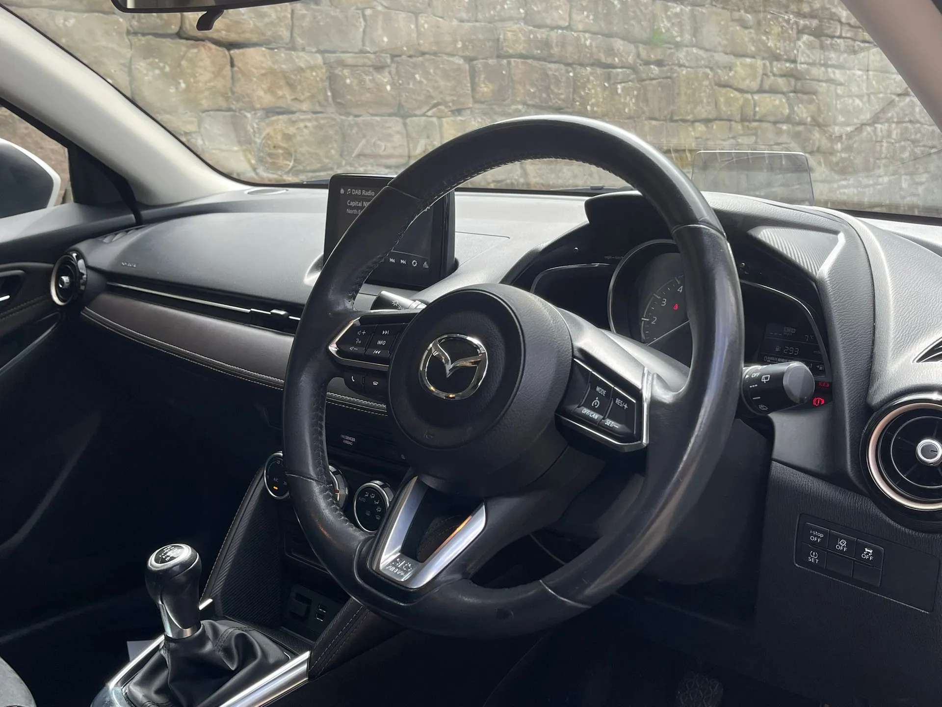 2018 MAZDA MAZDA2 2018 MAZDA MAZDA2