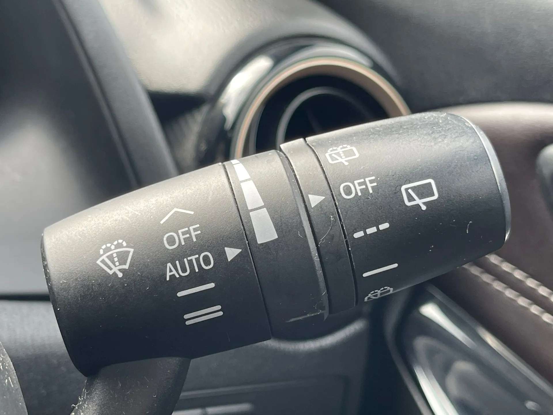 2018 MAZDA MAZDA2 2018 MAZDA MAZDA2