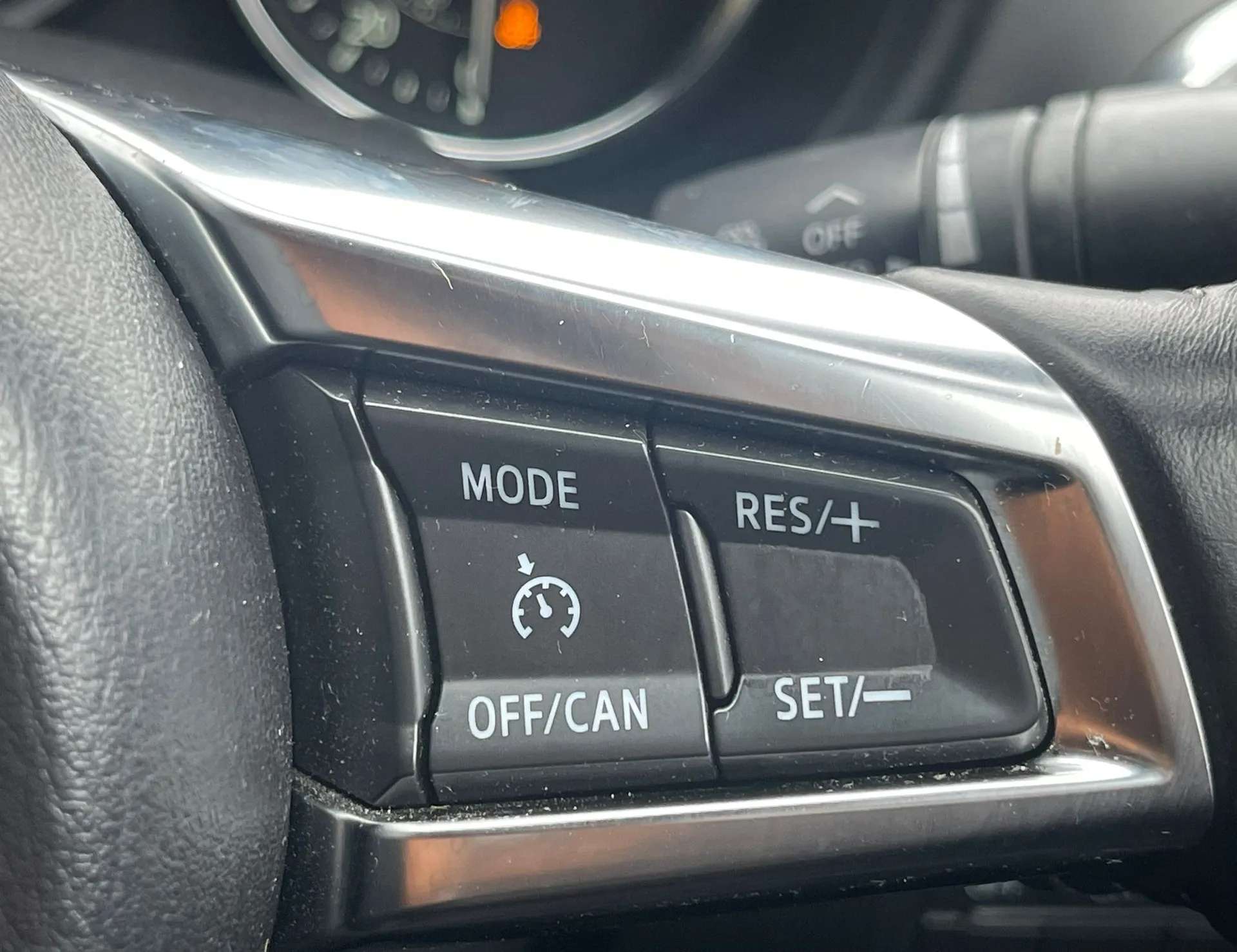 2020 MAZDA MX-5 2020 MAZDA MX-5