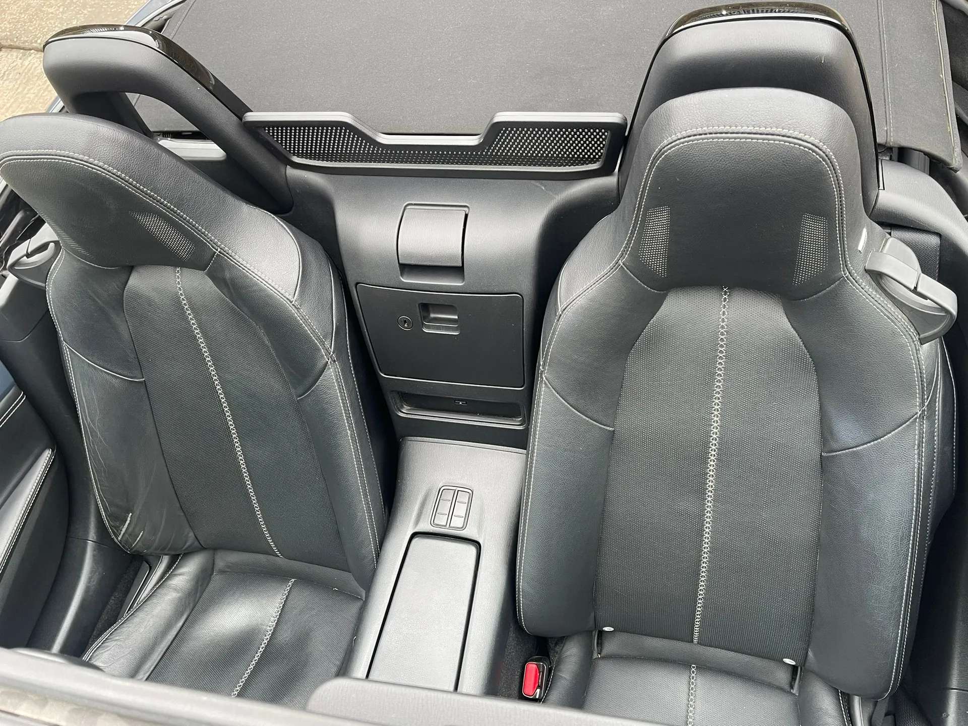 2020 MAZDA MX-5 2020 MAZDA MX-5