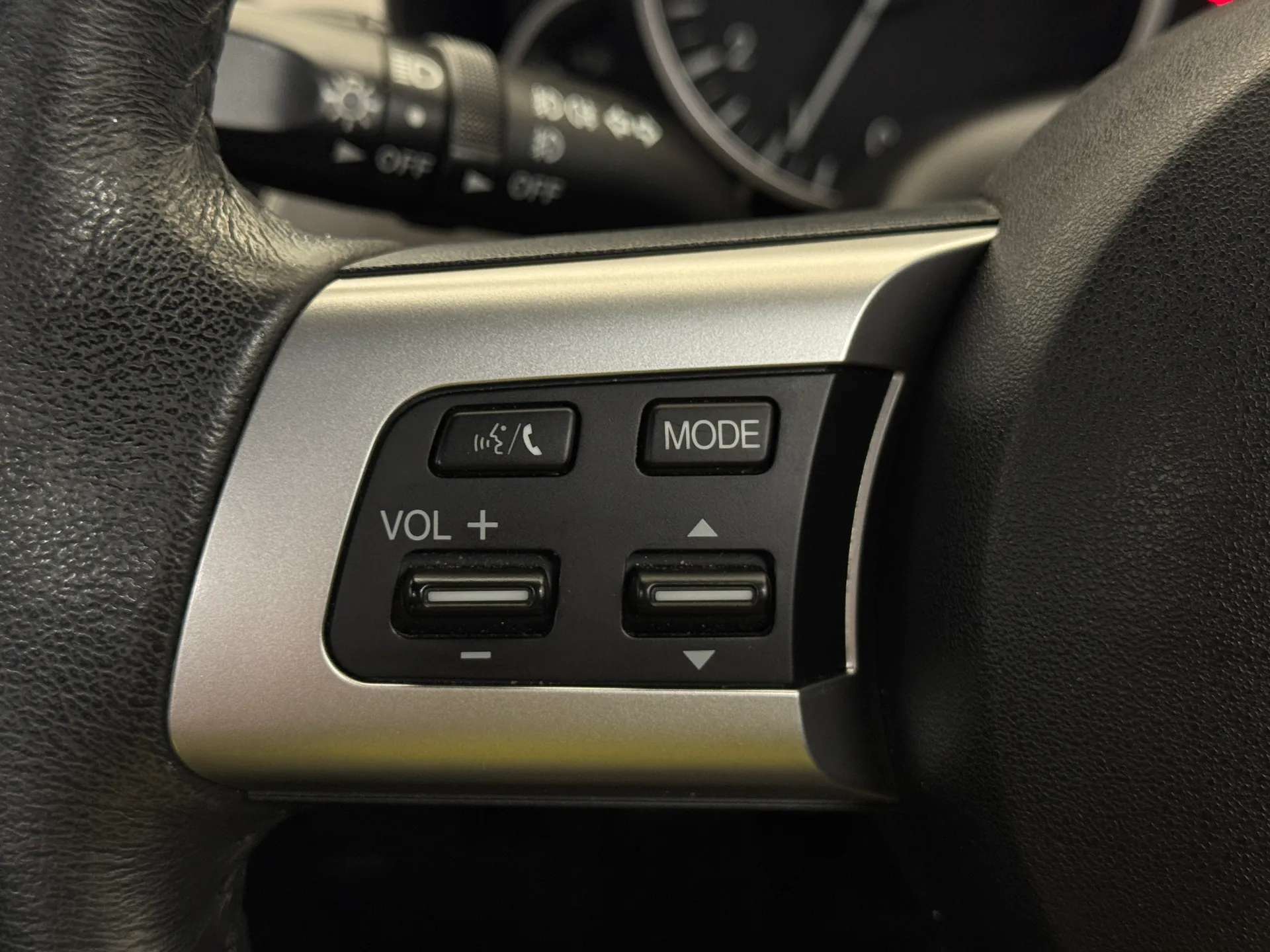 2010 MAZDA MX-5 2010 MAZDA MX-5