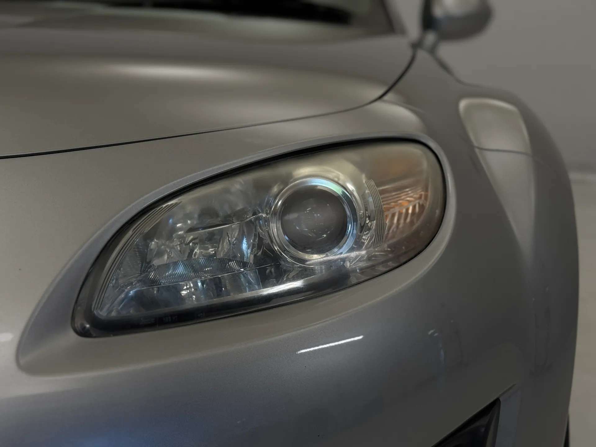 2010 MAZDA MX-5 2010 MAZDA MX-5