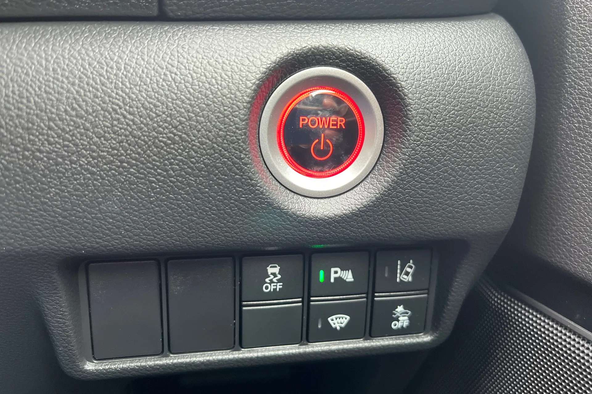 A 2023 HONDA CR-V 2.0 i-MMD Hybrid SR 5dr eCVT A 2023 HONDA CR-V 2.0 i-MMD Hybrid SR 5dr eCVT