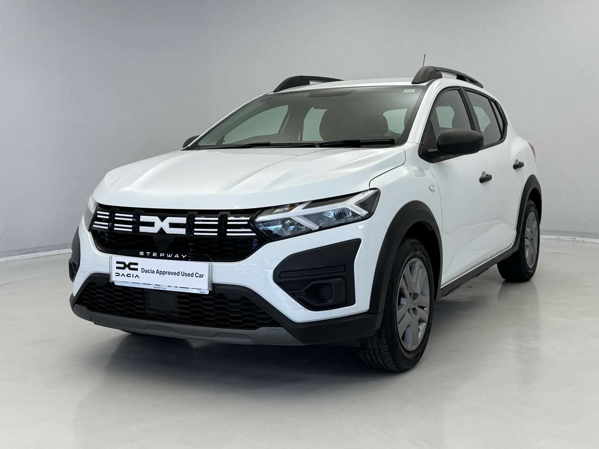 A 2024 DACIA SANDERO STEPWAY 1.0 TCe Essential 5dr A 2024 DACIA SANDERO STEPWAY 1.0 TCe Essential 5dr