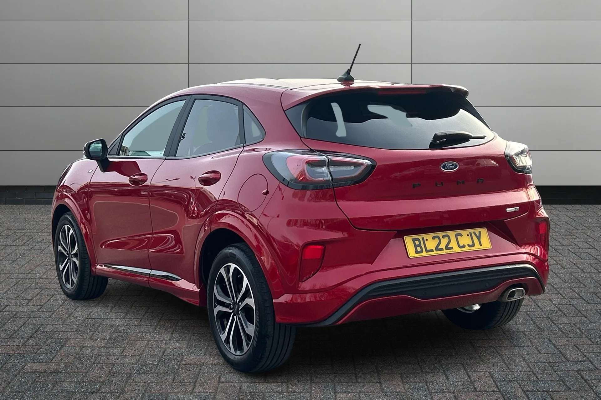 A 2022 FORD PUMA 1.0 EcoBoost Hybrid mHEV ST-Line 5dr A 2022 FORD PUMA 1.0 EcoBoost Hybrid mHEV ST-Line 5dr